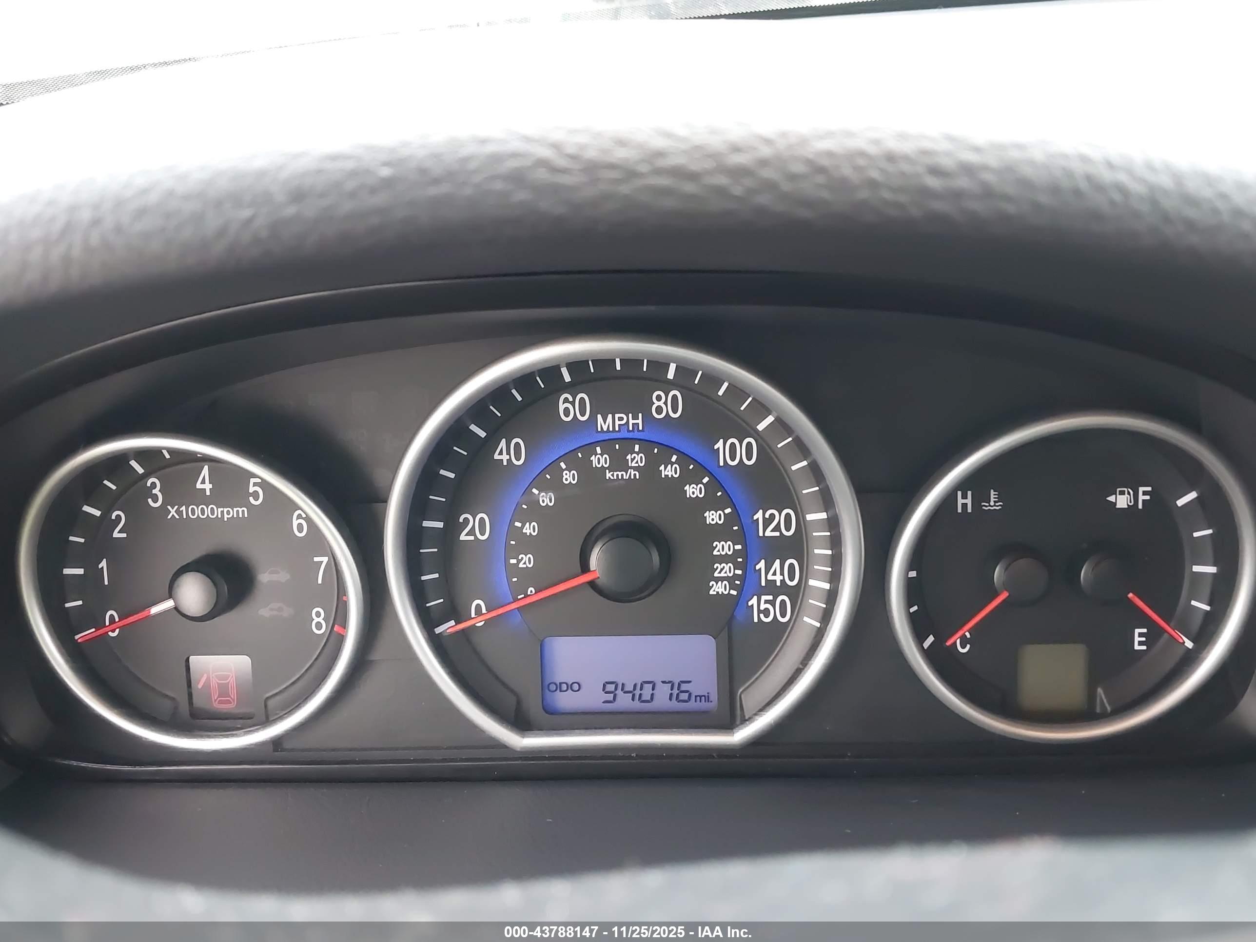 HYUNDAI VERACRUZ image 7