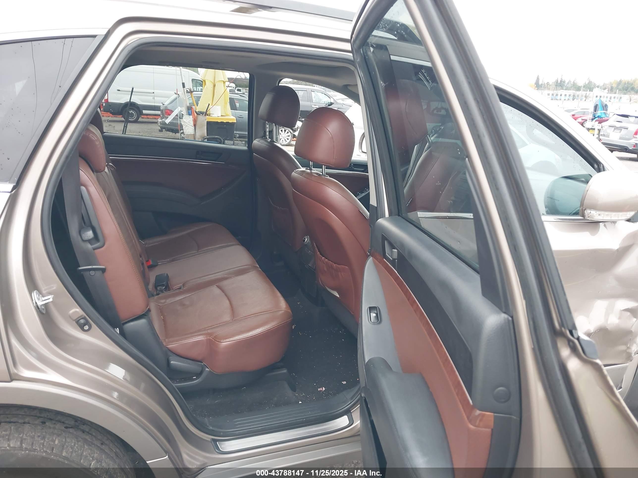 HYUNDAI VERACRUZ image 8