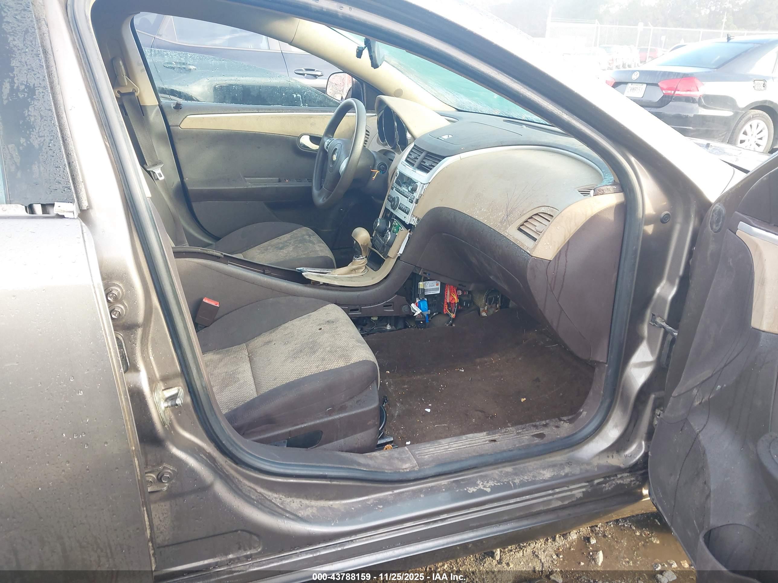 CHEVROLET MALIBU image 5