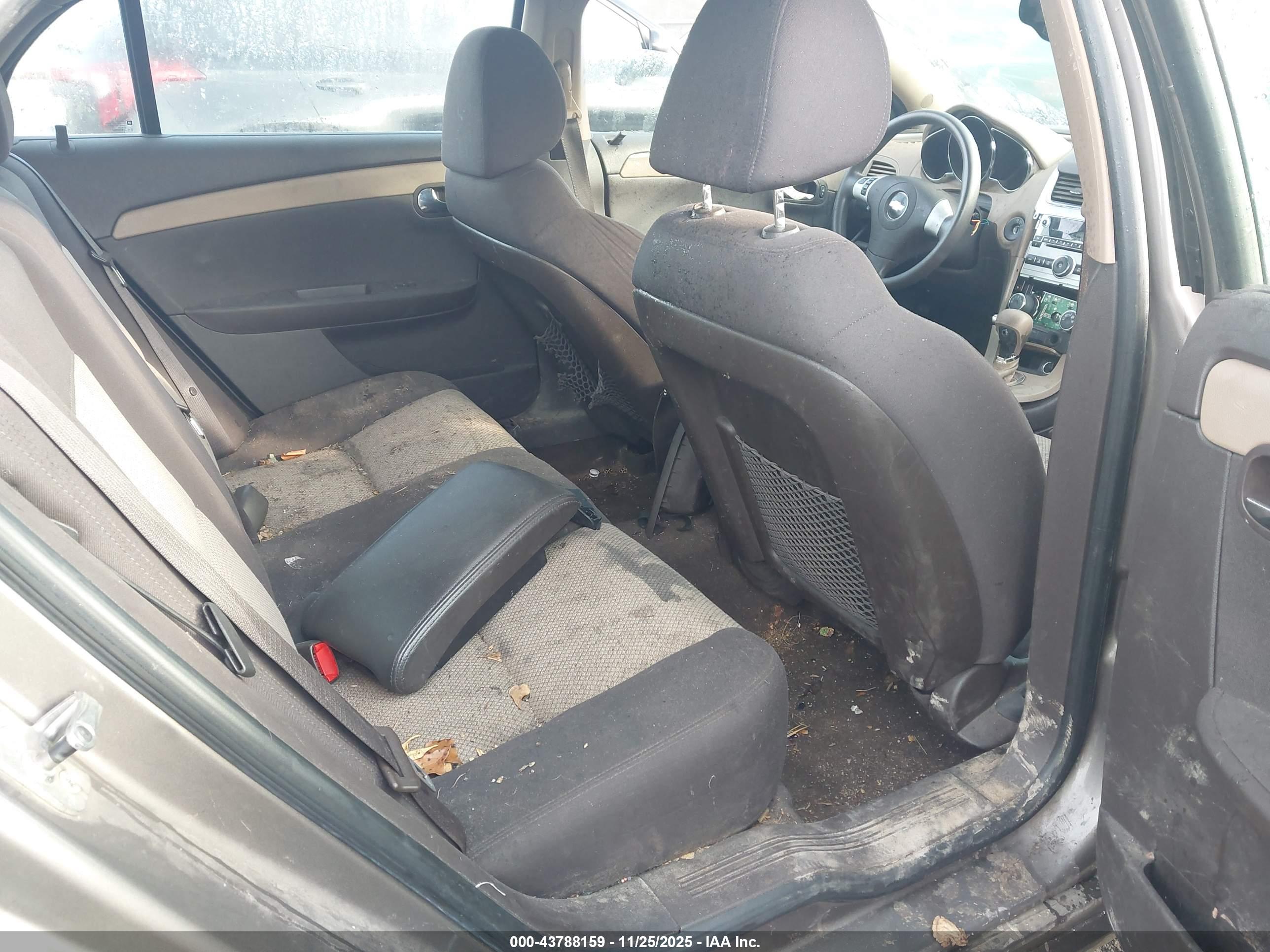 CHEVROLET MALIBU image 8