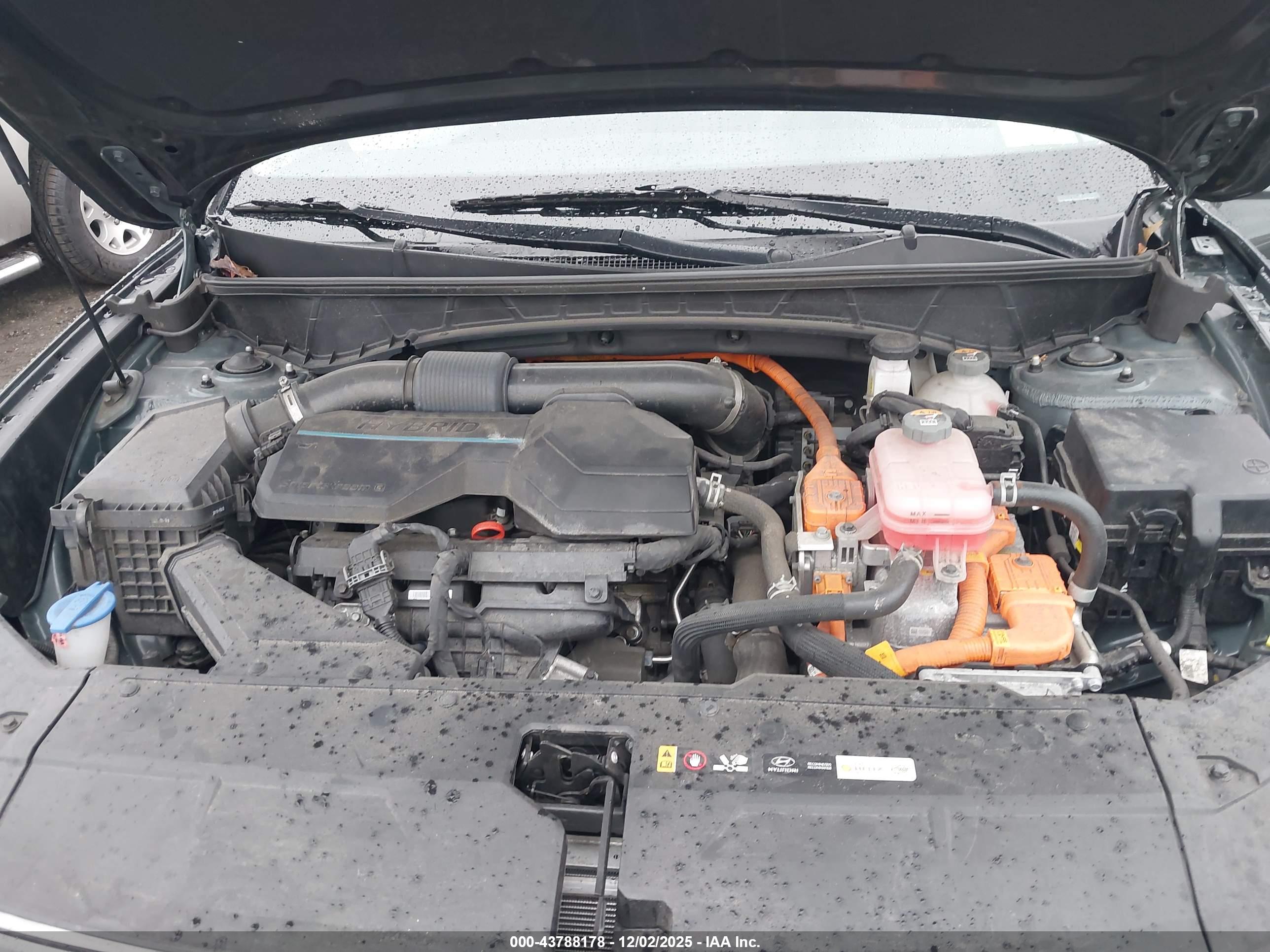 HYUNDAI TUCSON image 10
