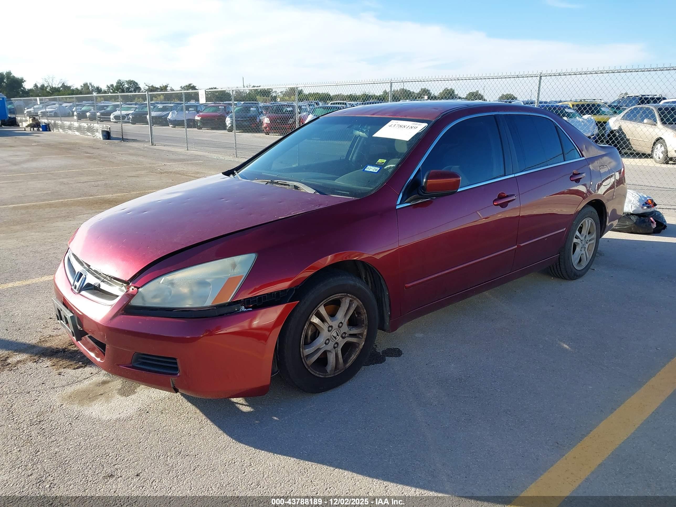 HONDA ACCORD image 2