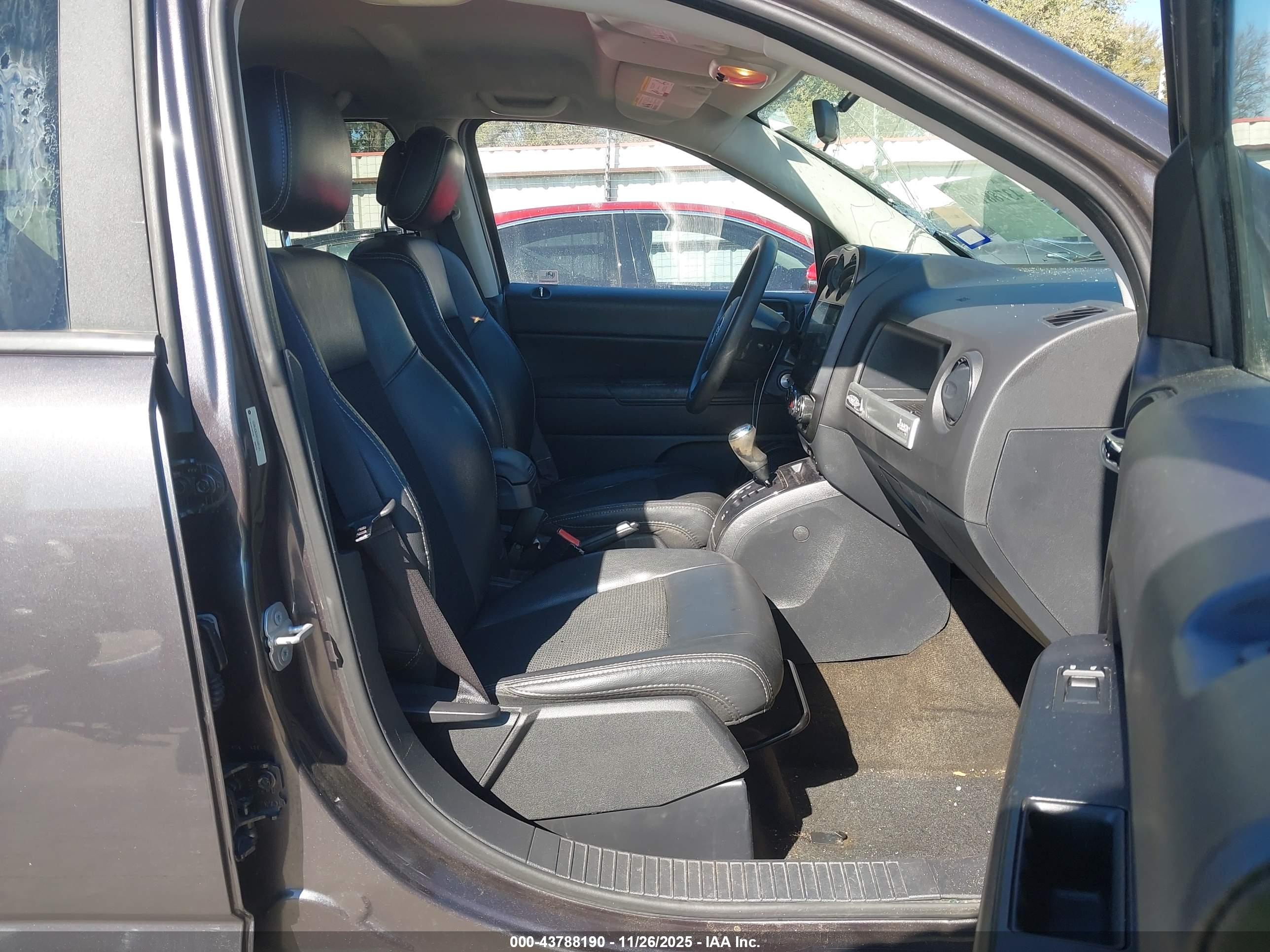 JEEP COMPASS image 5
