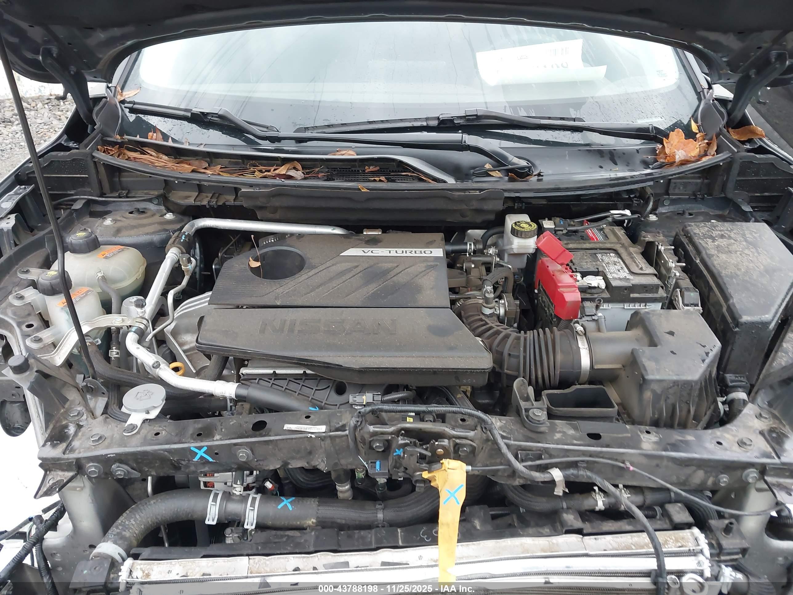 NISSAN ROGUE image 10