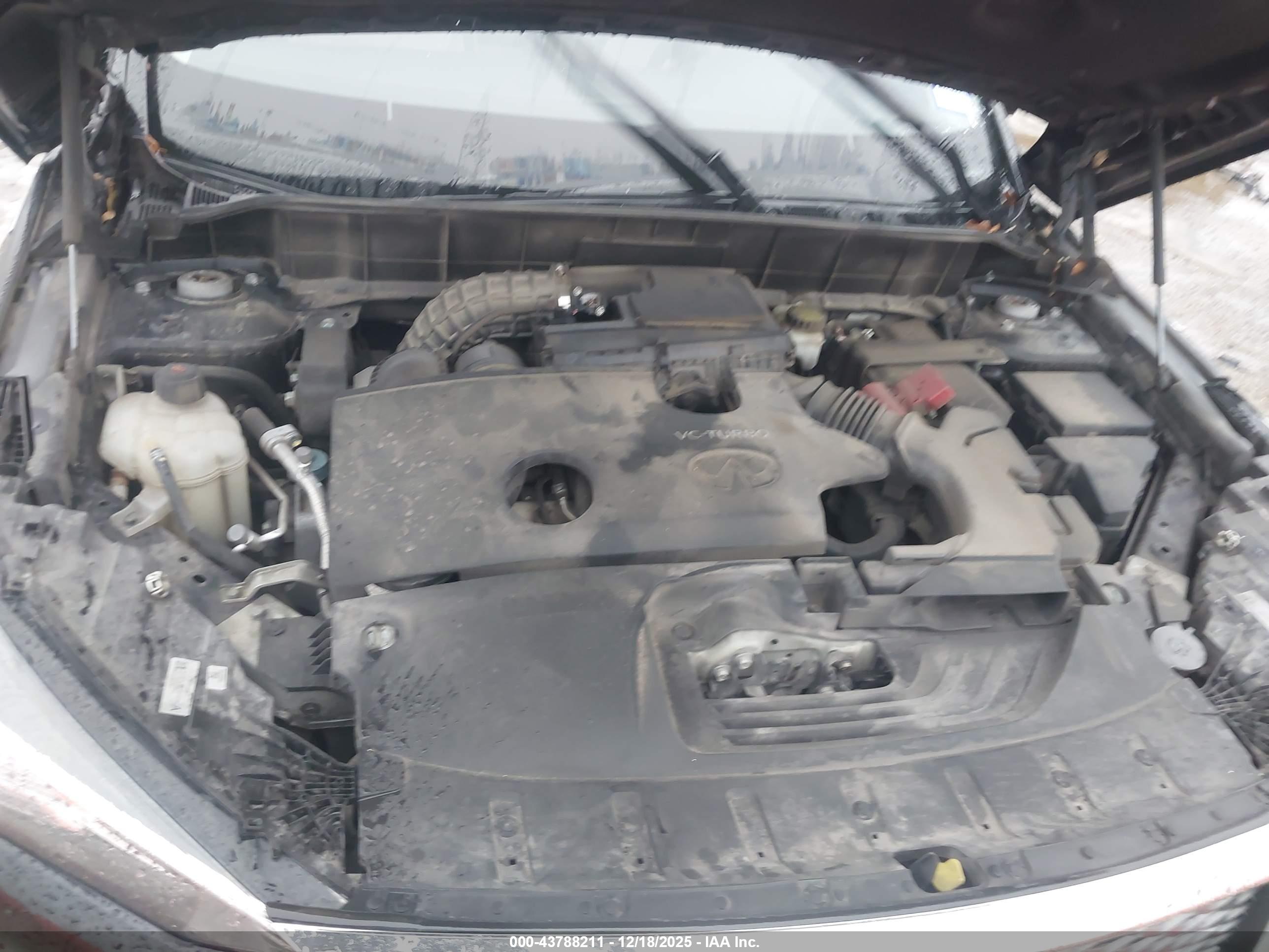 INFINITI QX50 image 10