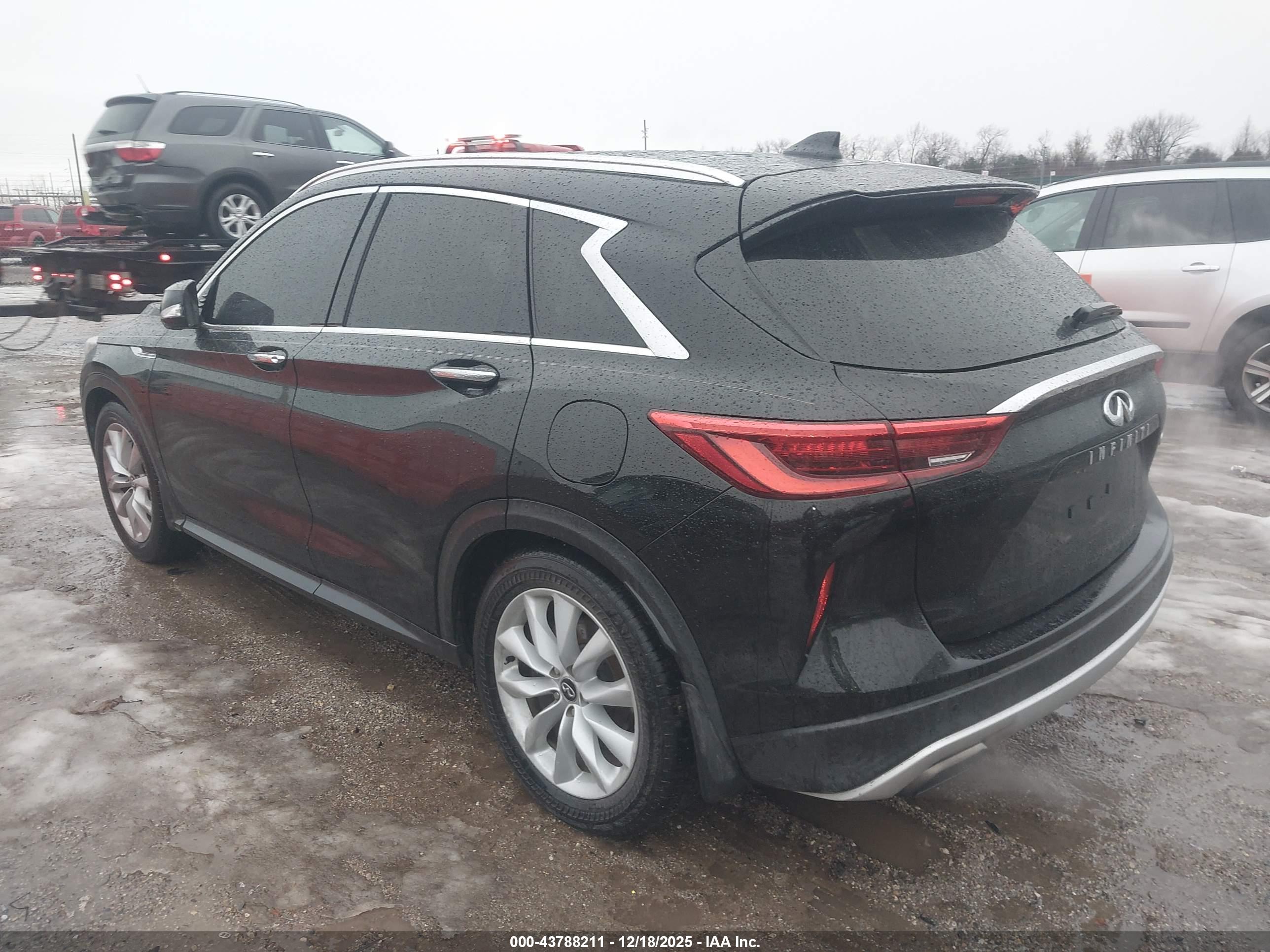 INFINITI QX50 image 3