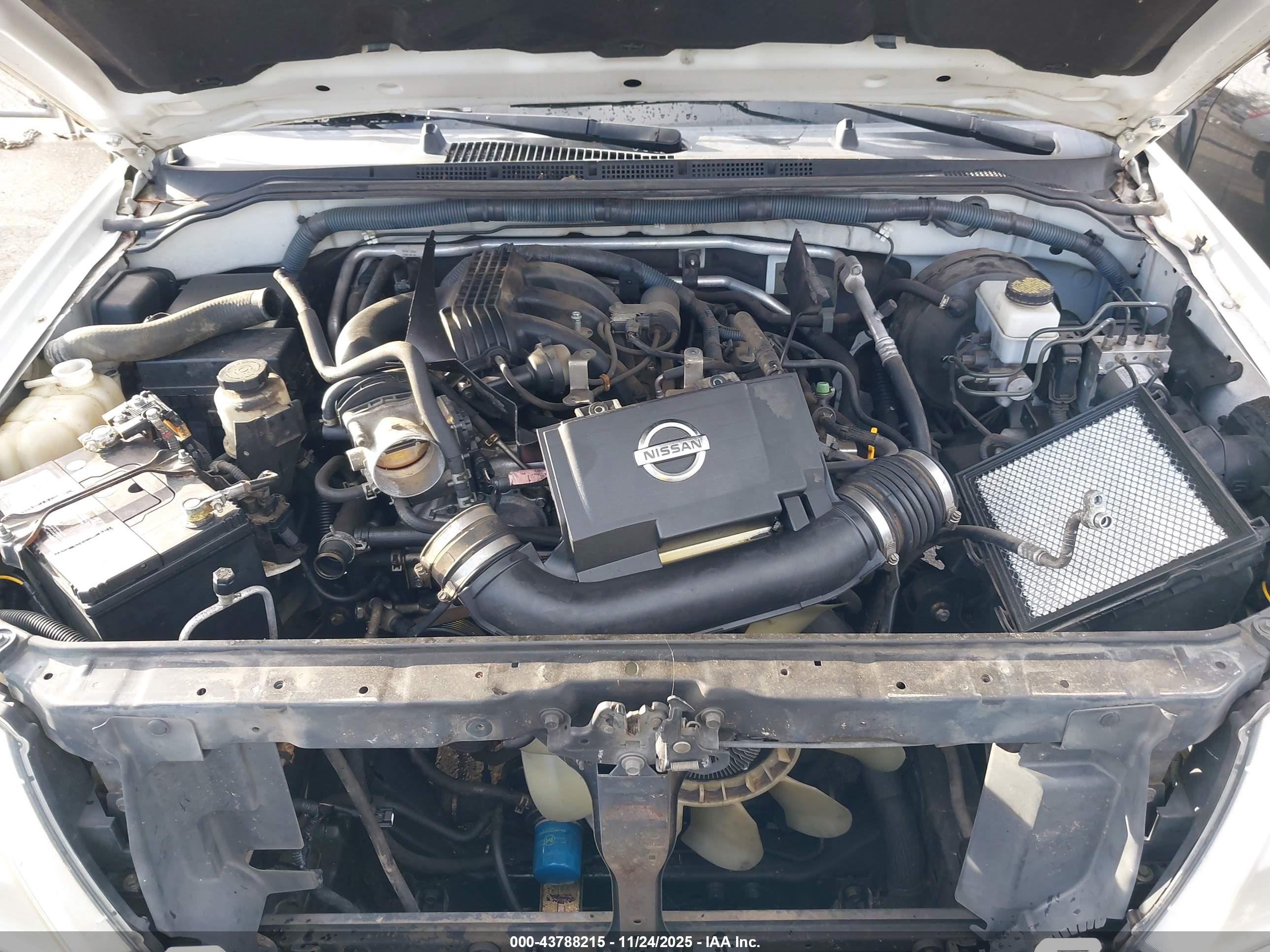 NISSAN FRONTIER image 10