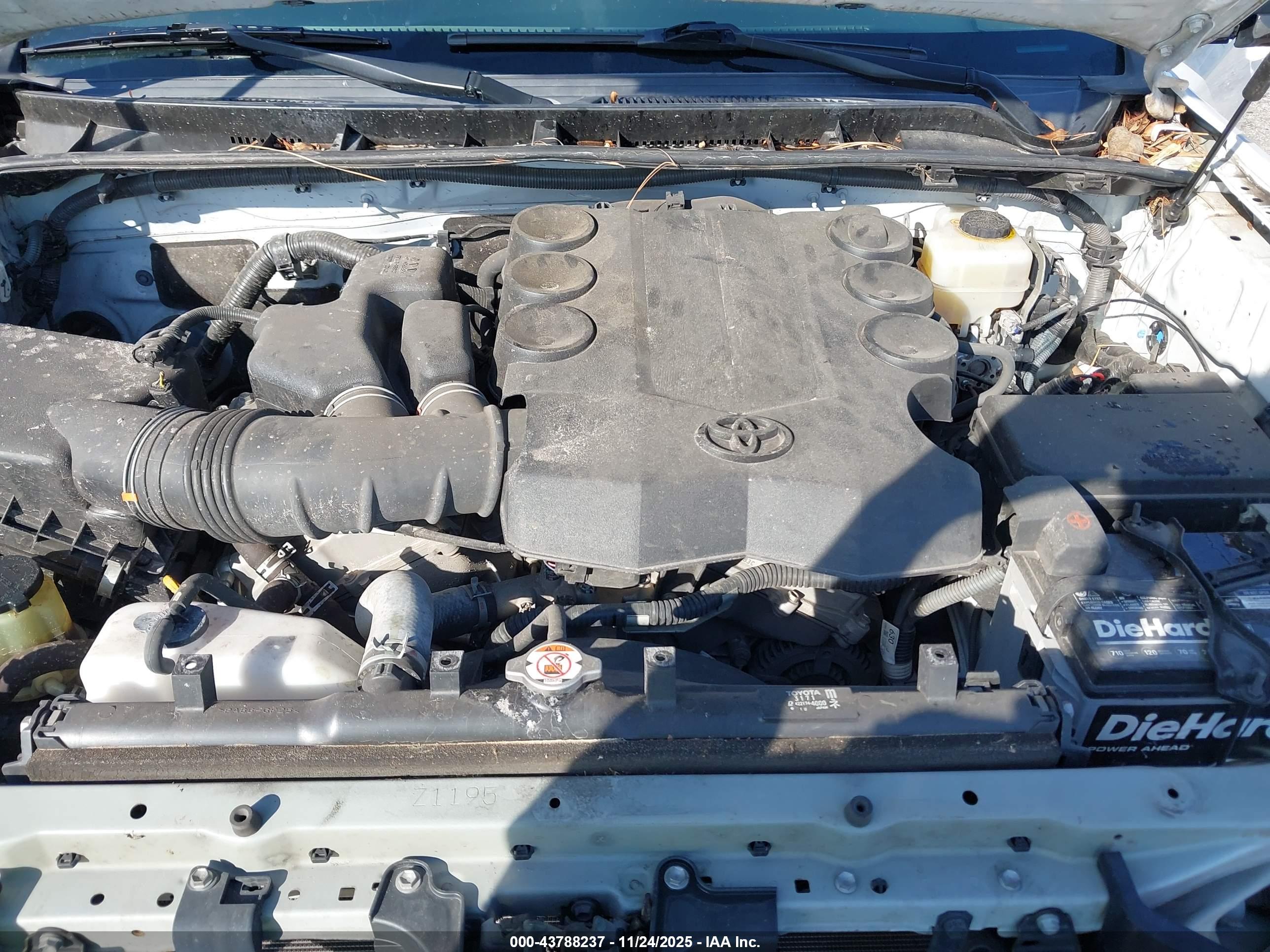 TOYOTA 4RUNNER image 10