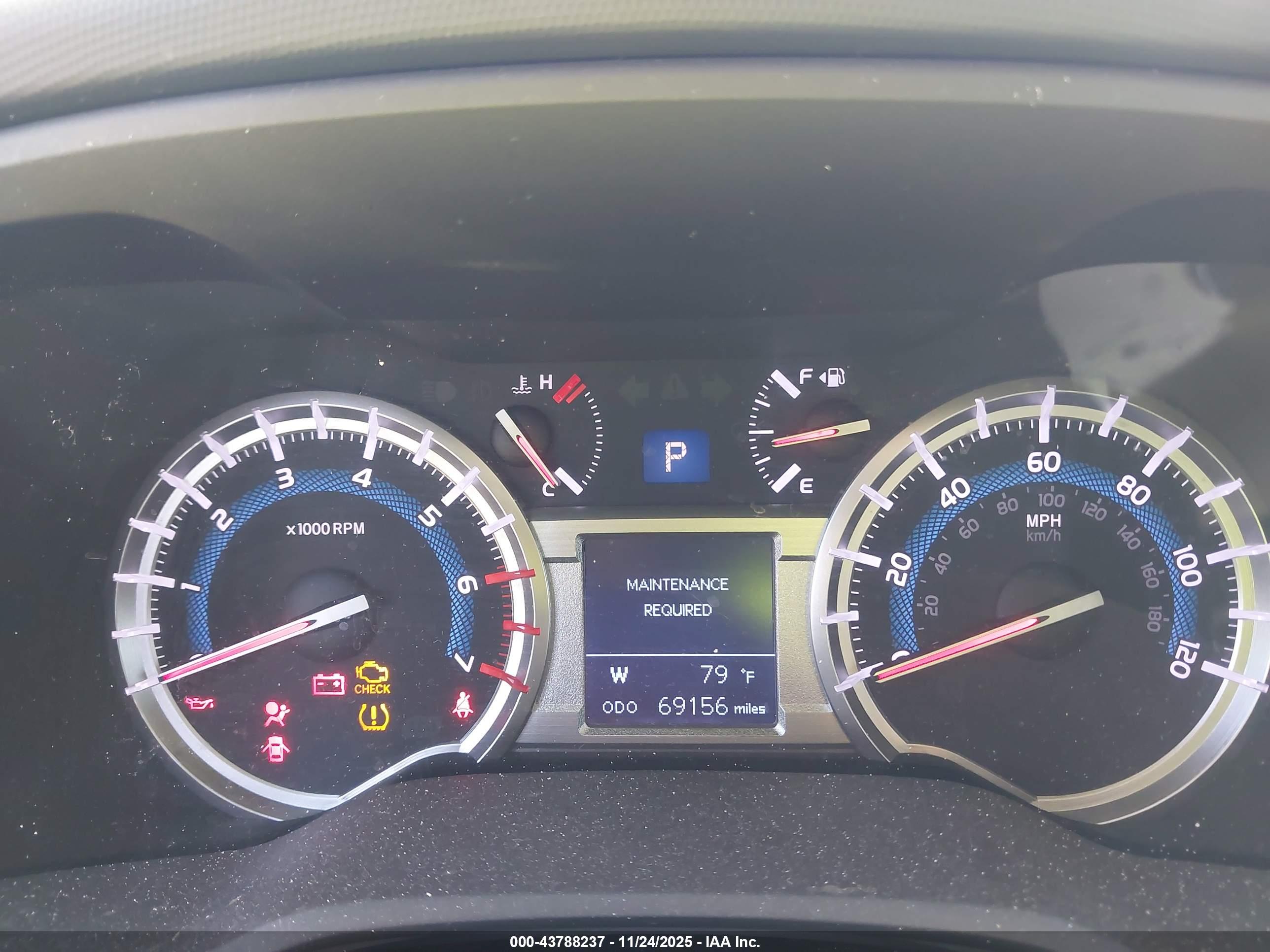 TOYOTA 4RUNNER image 7