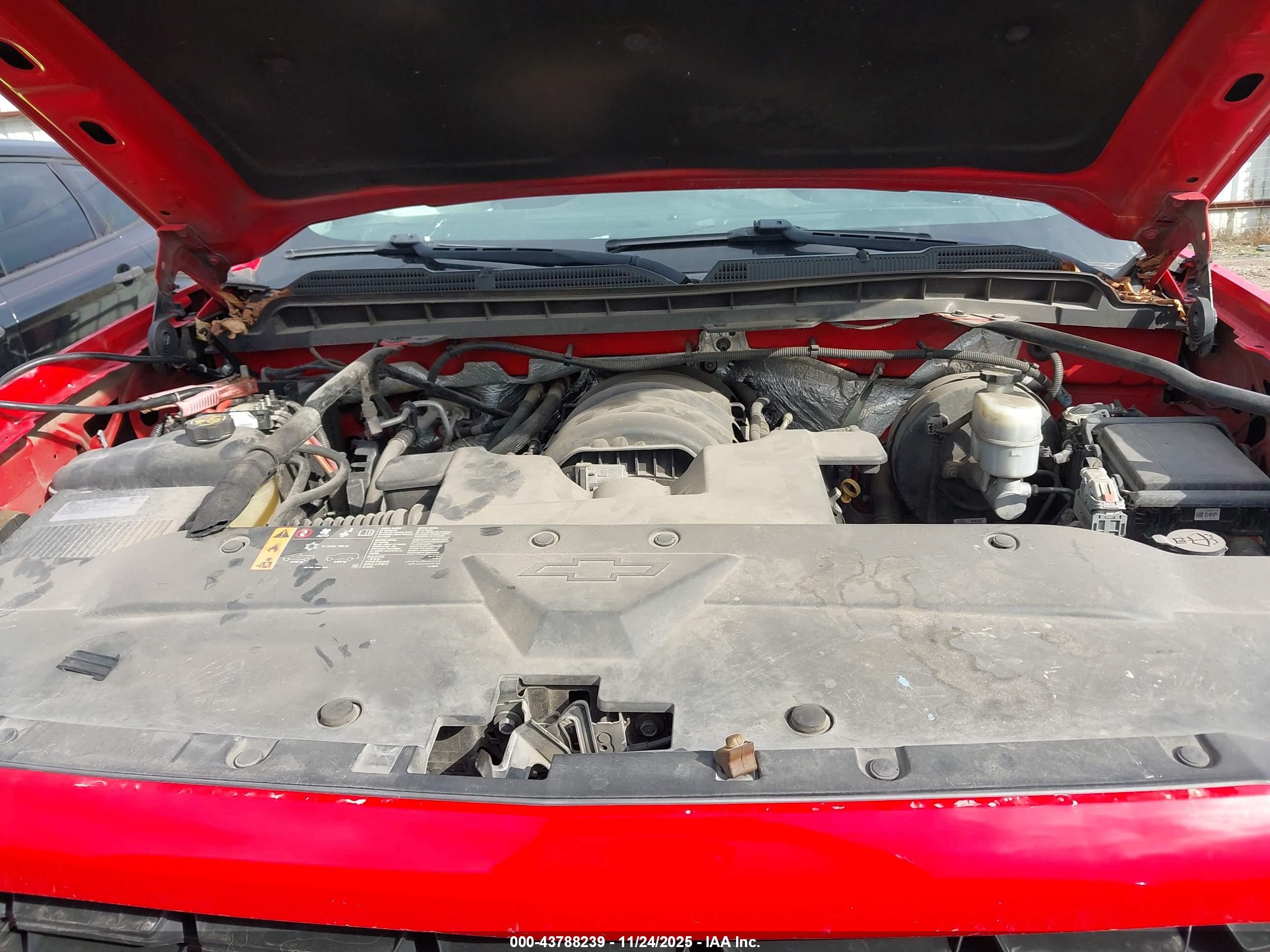 CHEVROLET SILVERADO image 10