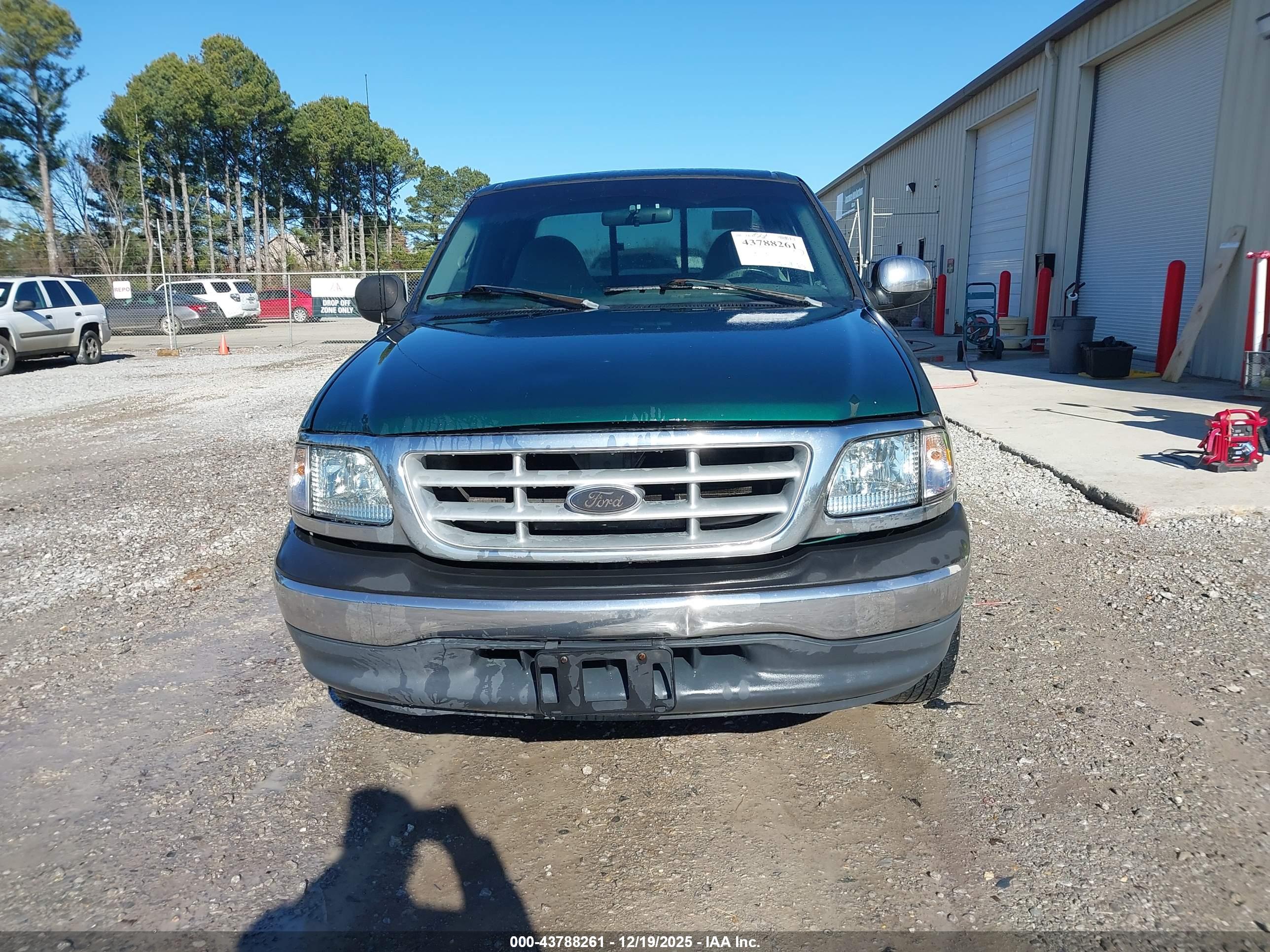 FORD F-150 image 6