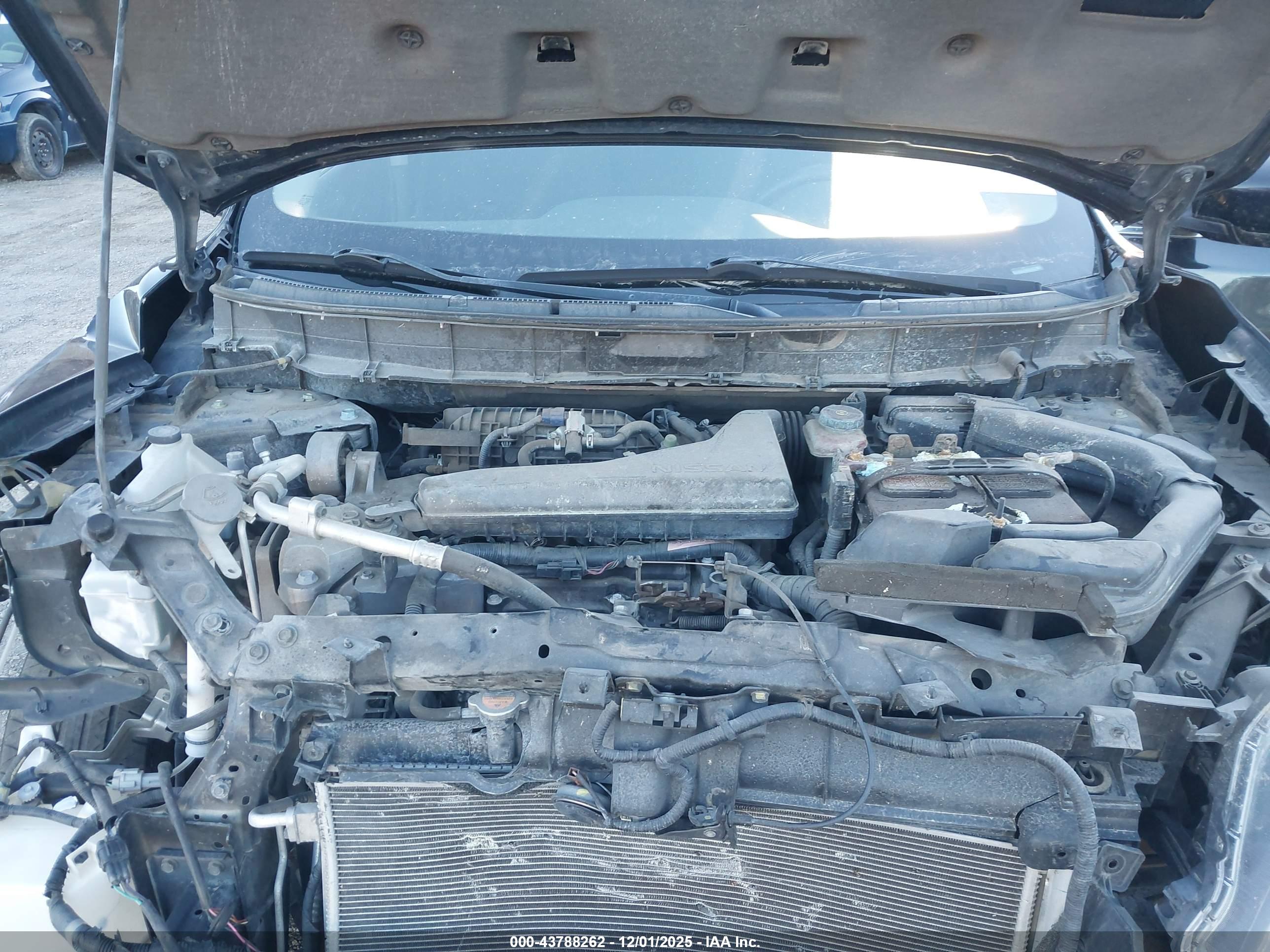 NISSAN ROGUE image 10