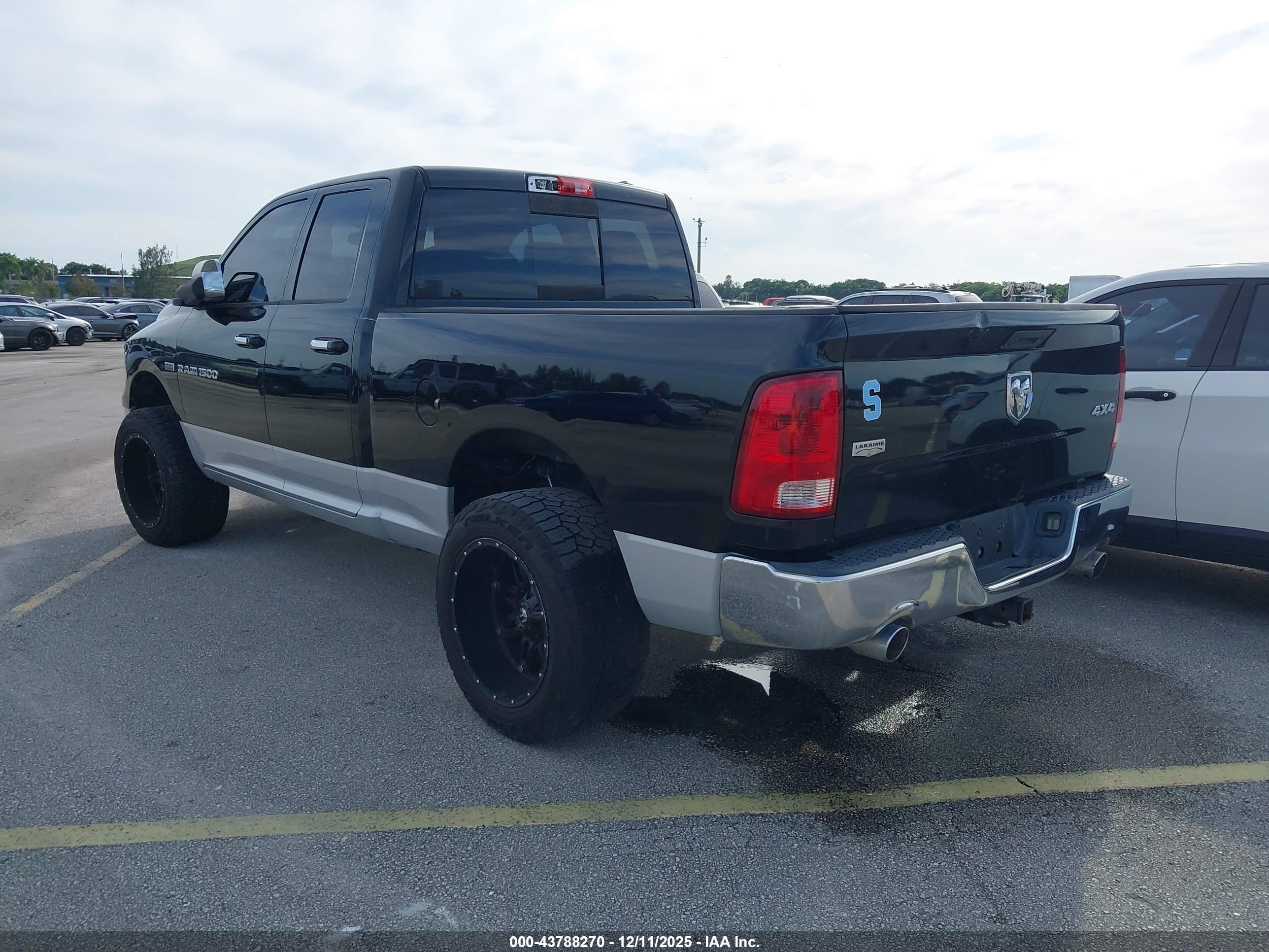 RAM 1500 image 3