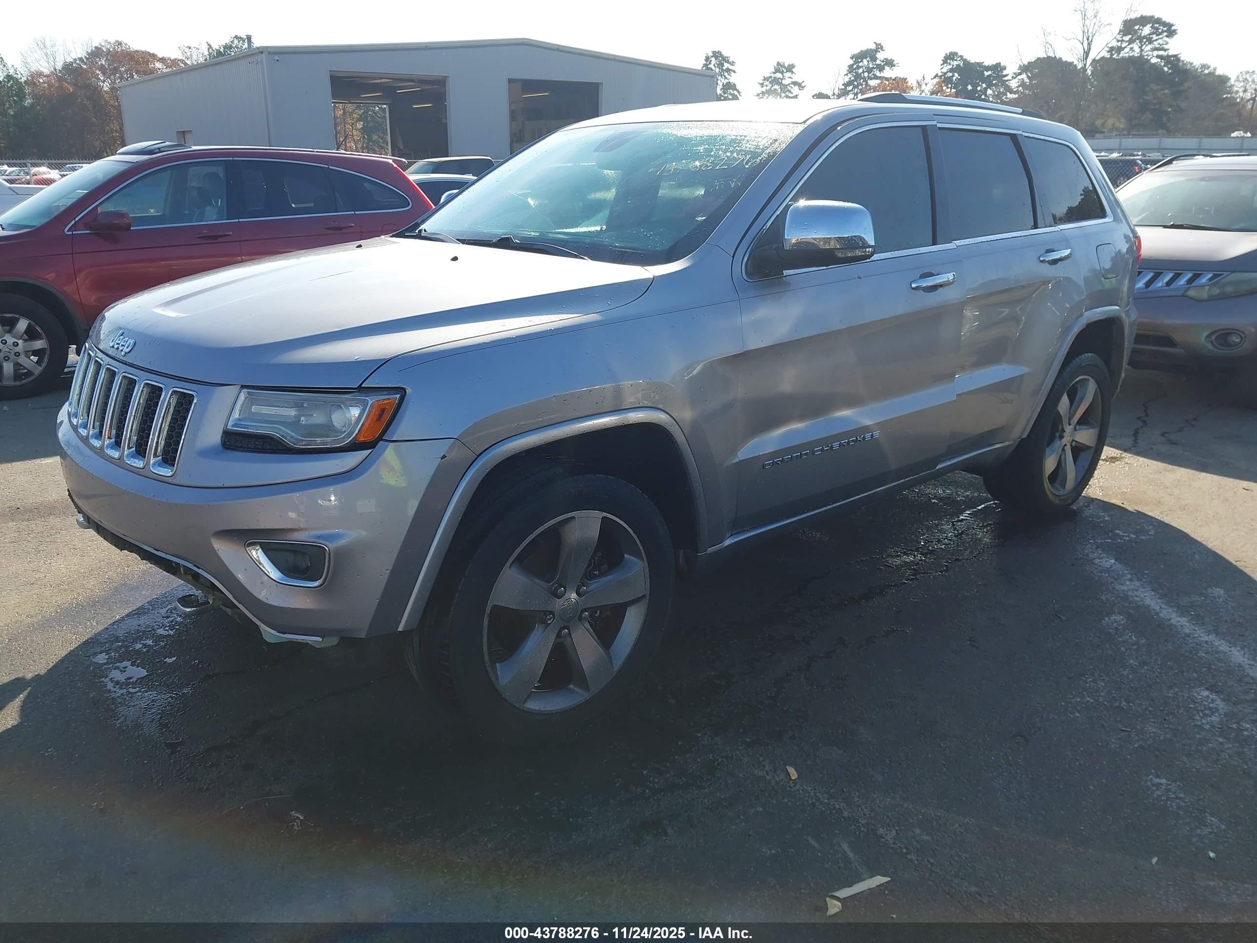 JEEP GRAND image 2