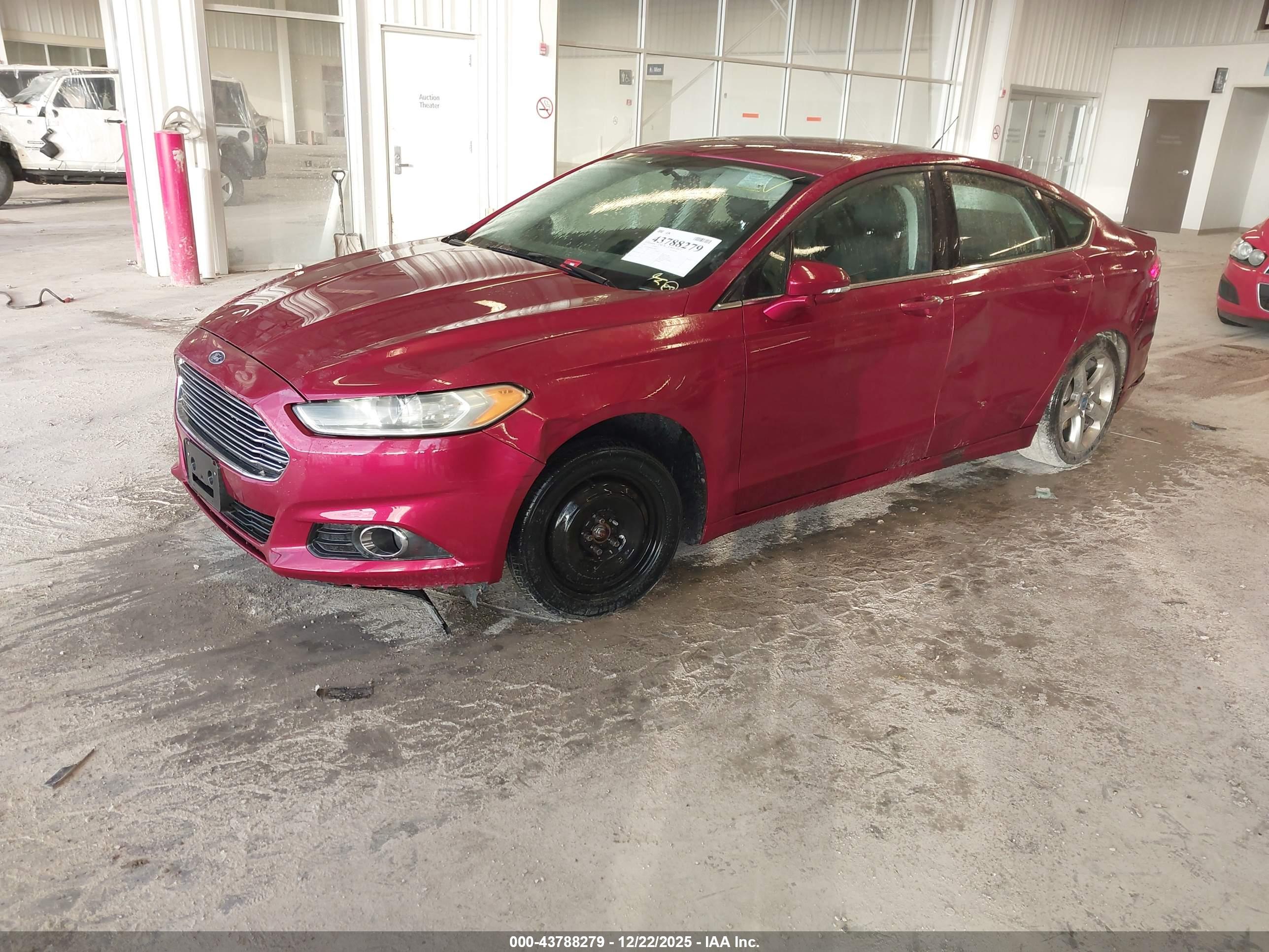 FORD FUSION image 2