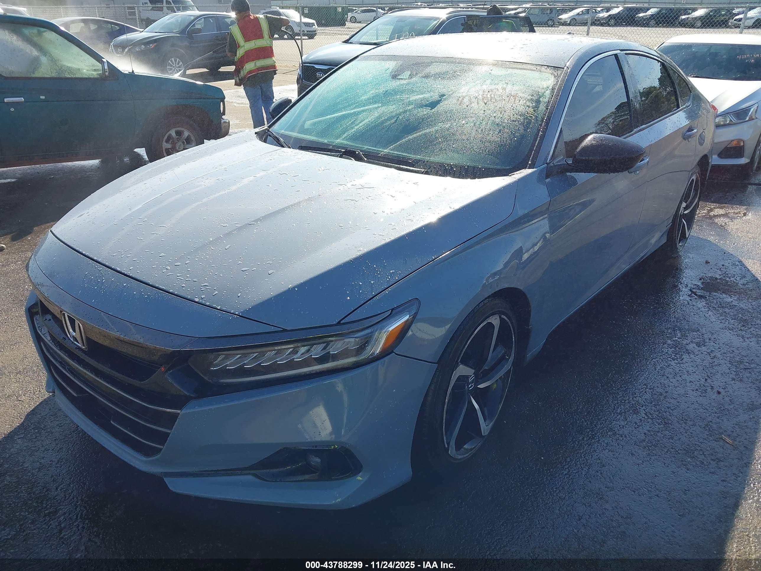 HONDA ACCORD image 2