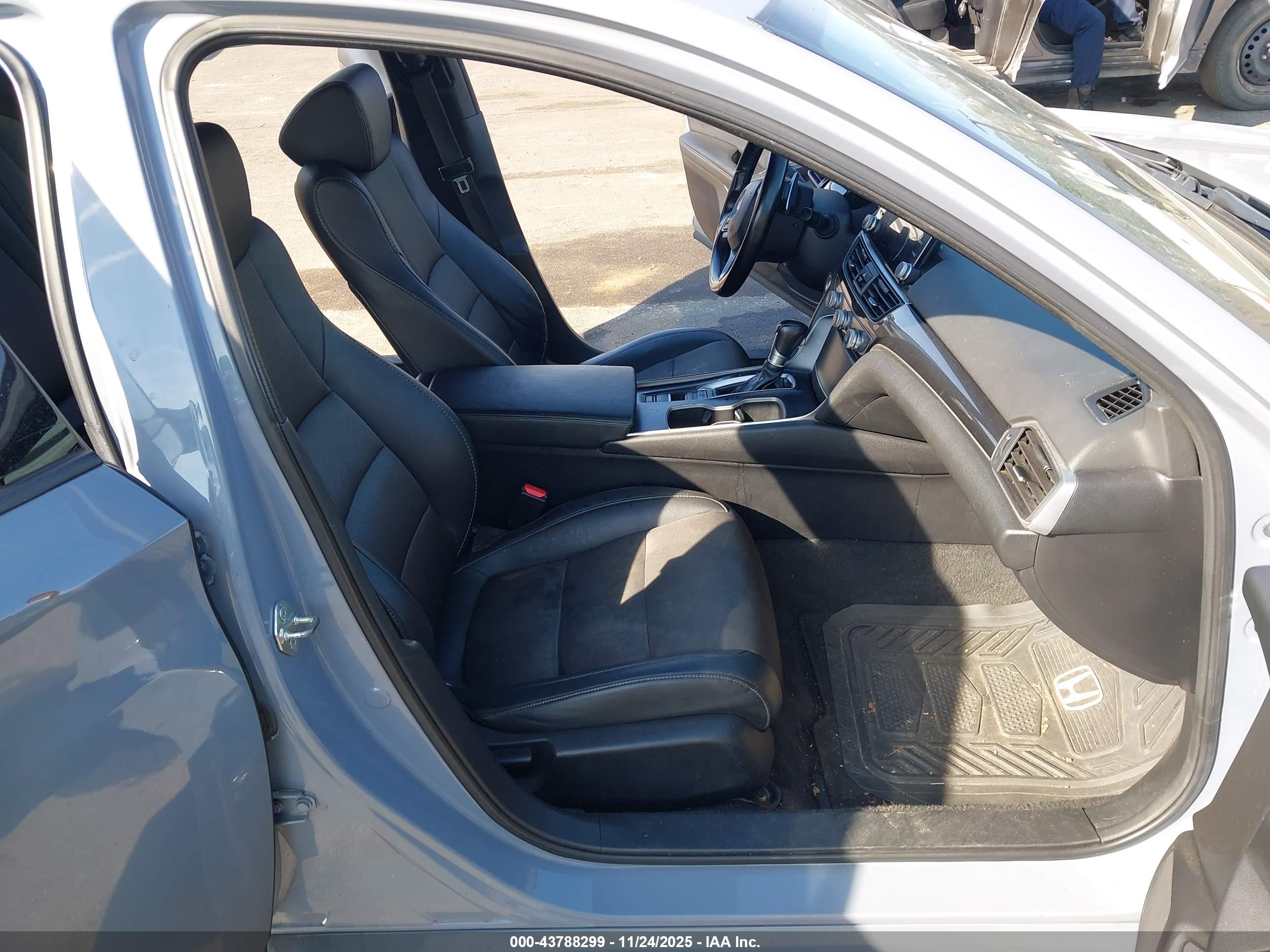 HONDA ACCORD image 5