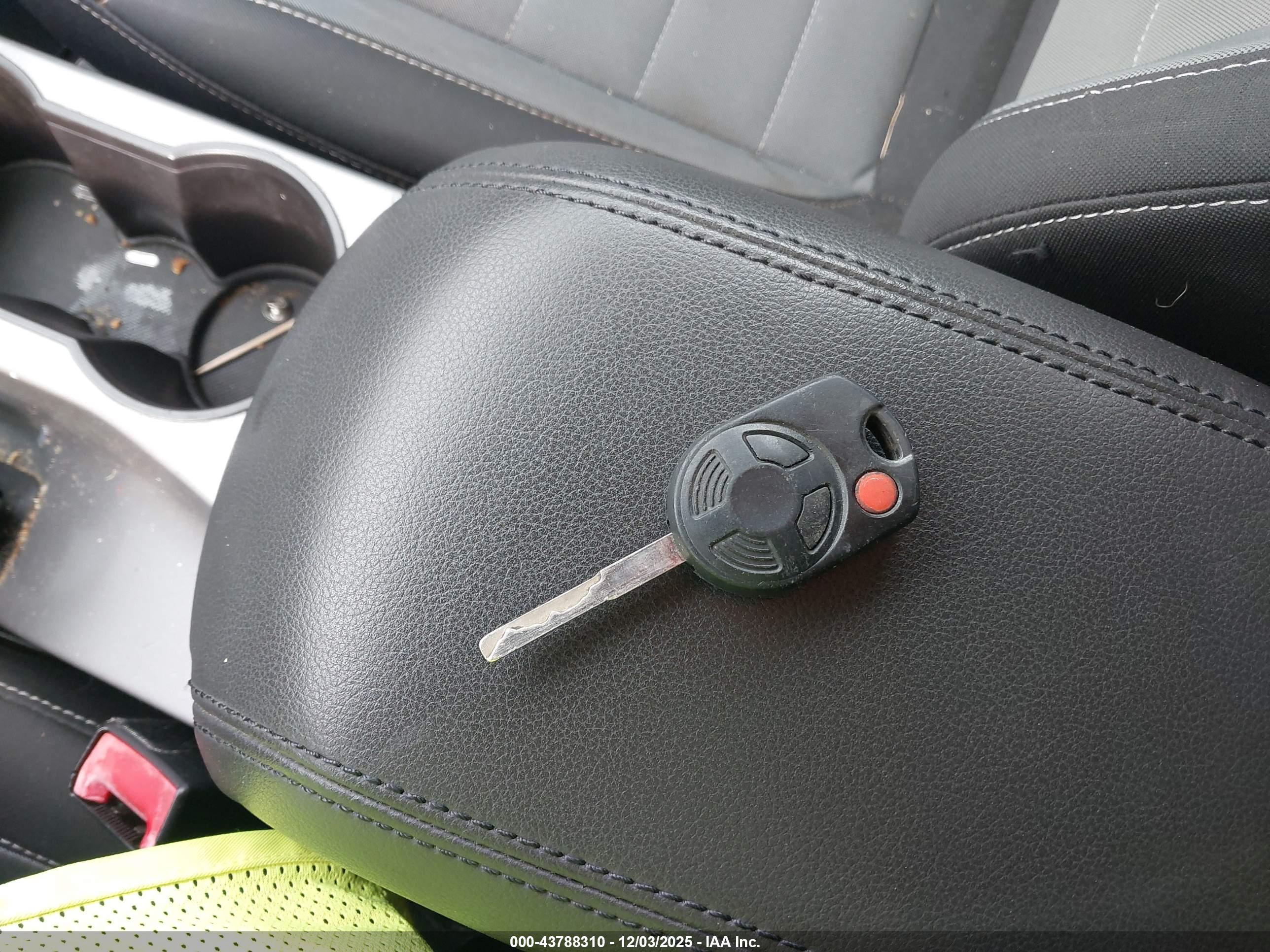 FORD ESCAPE image 11