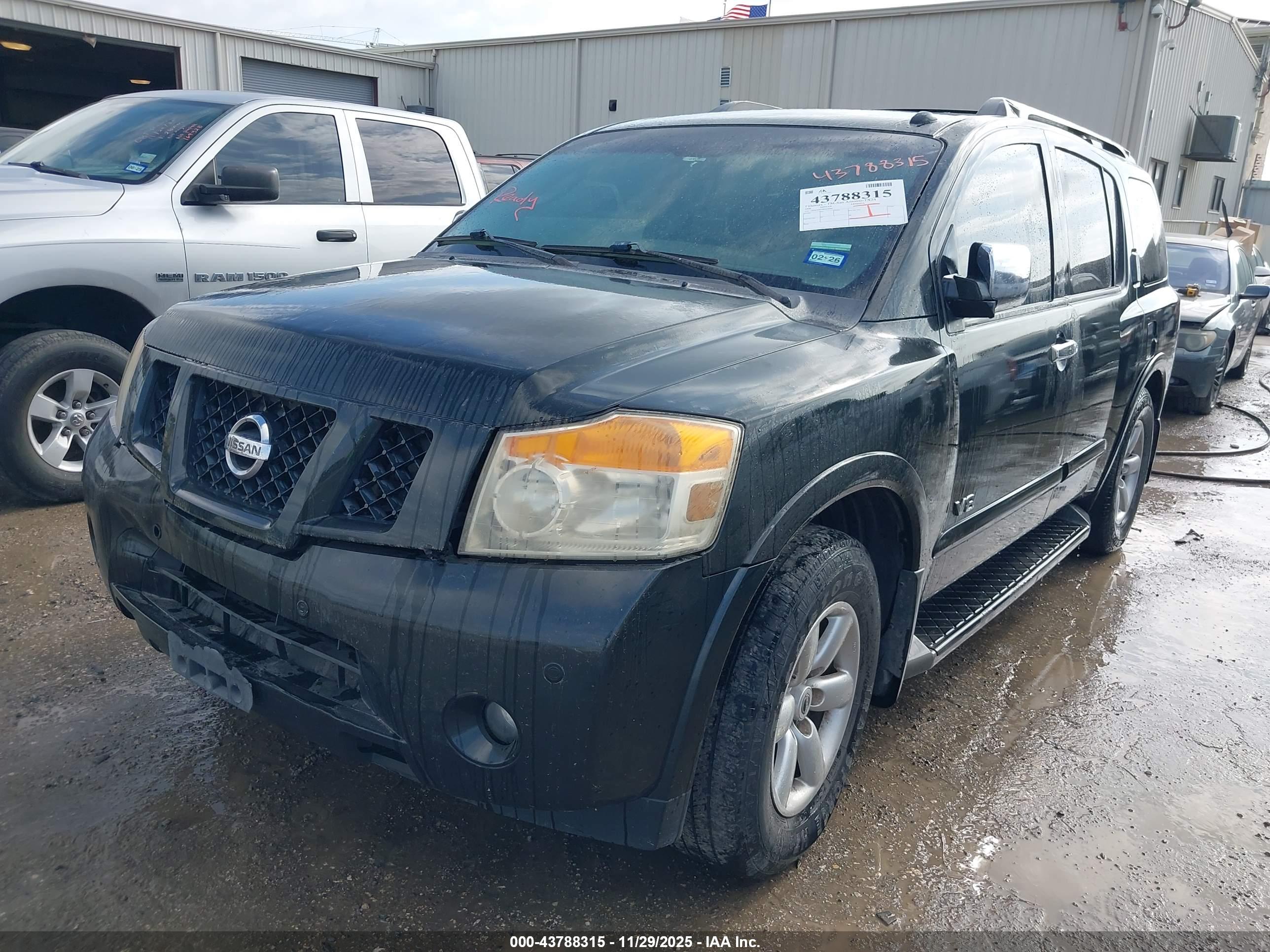 NISSAN ARMADA image 2