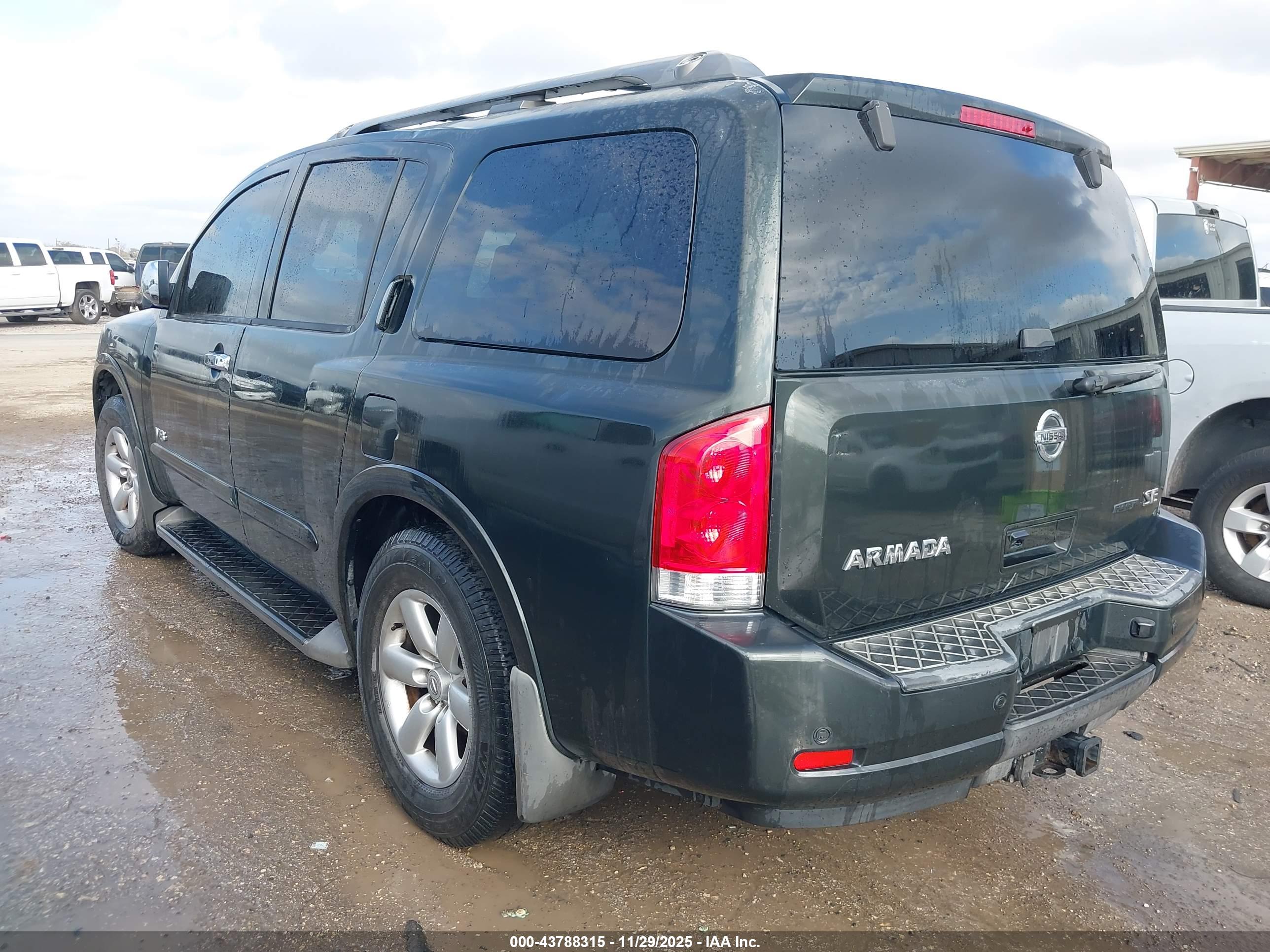 NISSAN ARMADA image 3