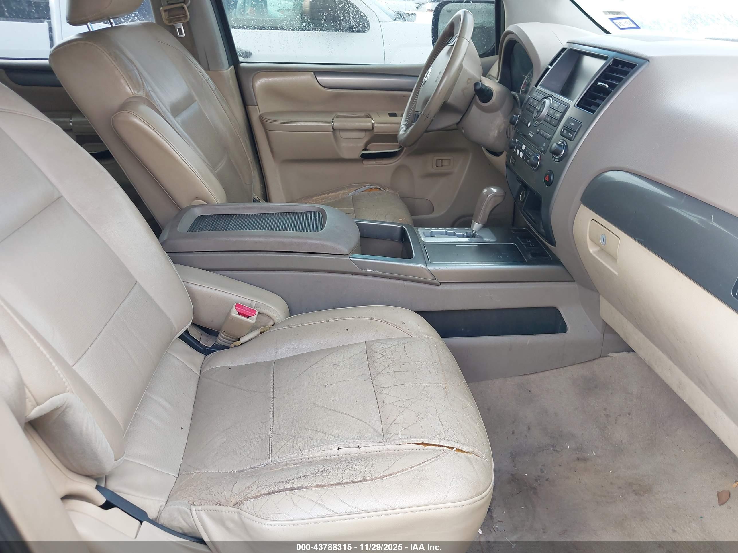 NISSAN ARMADA image 5