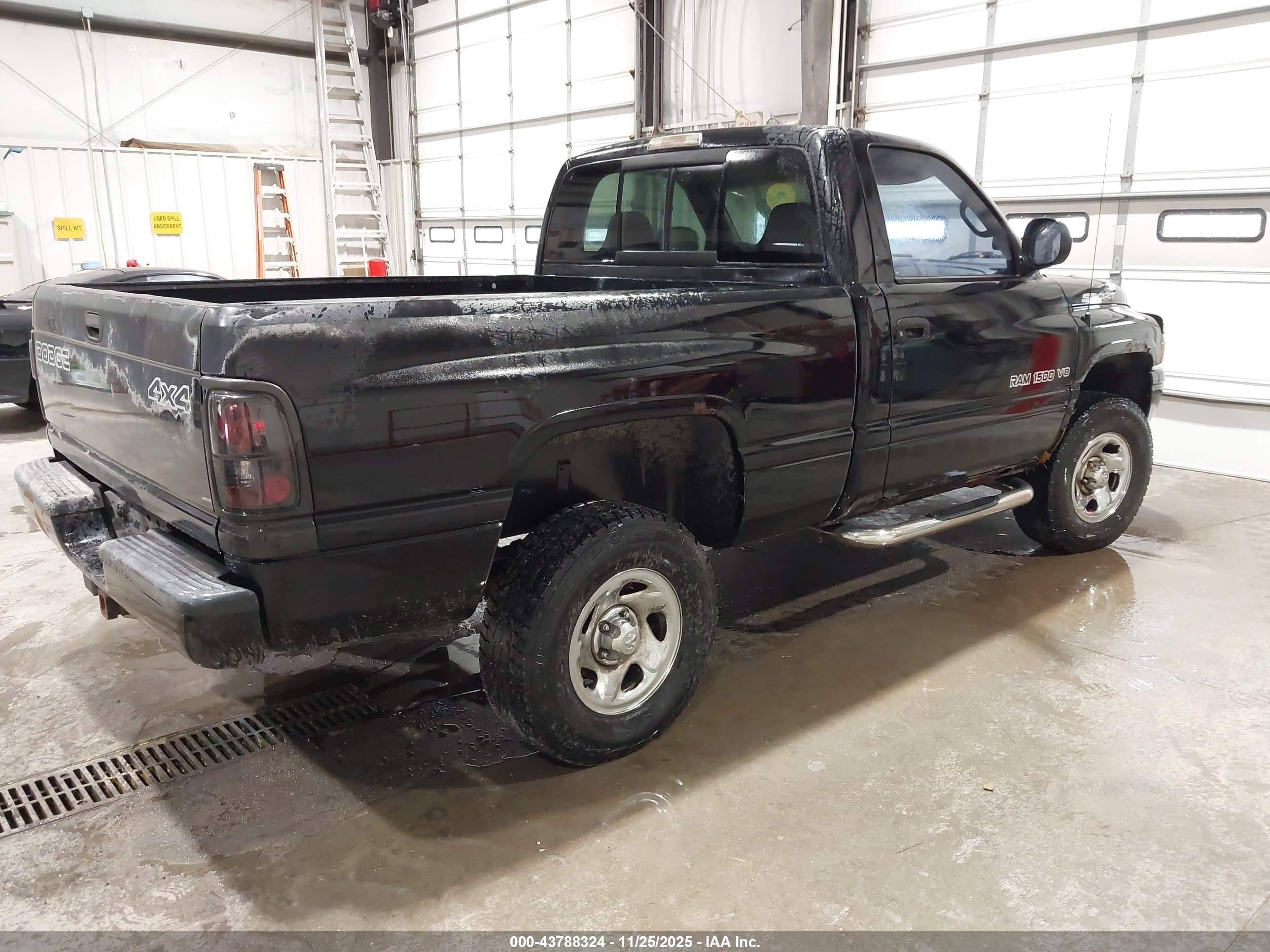 DODGE RAM image 4