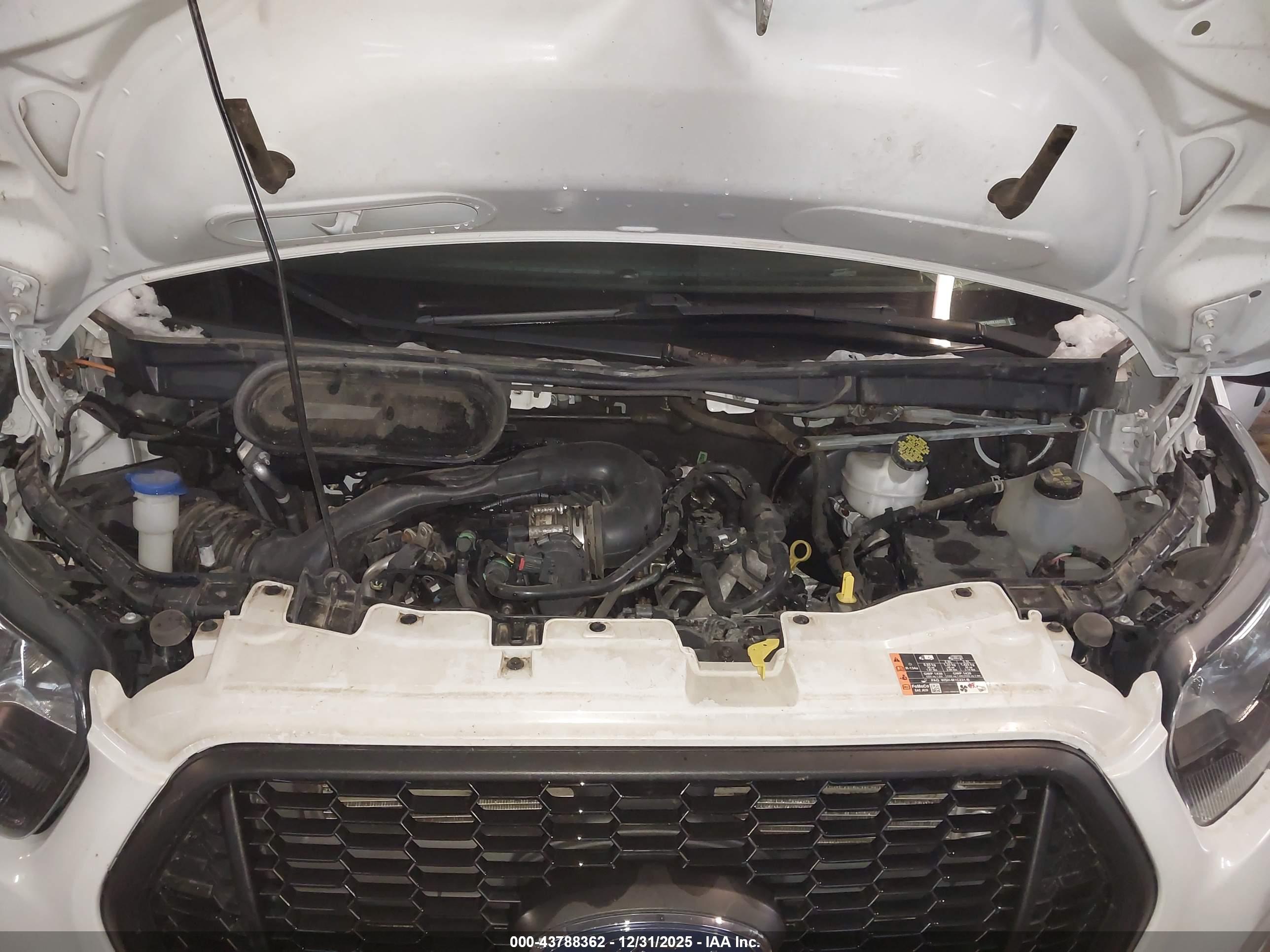 FORD TRANSIT-350 image 10