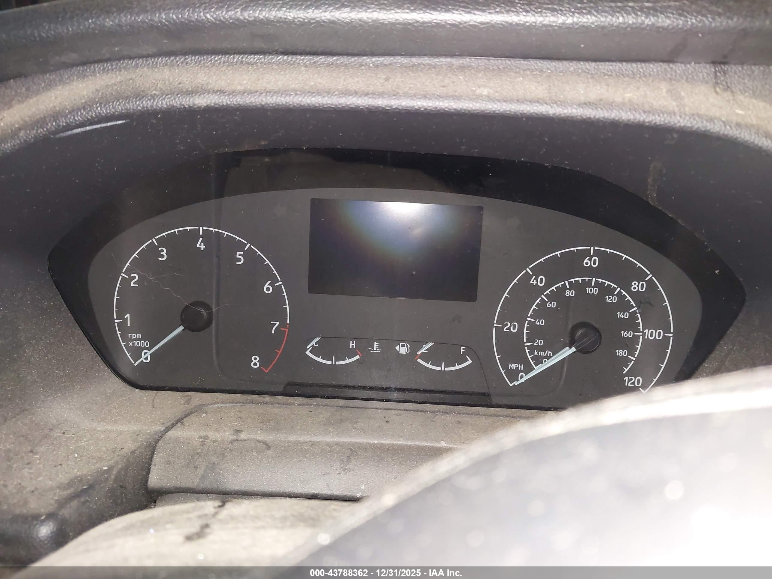 FORD TRANSIT-350 image 7