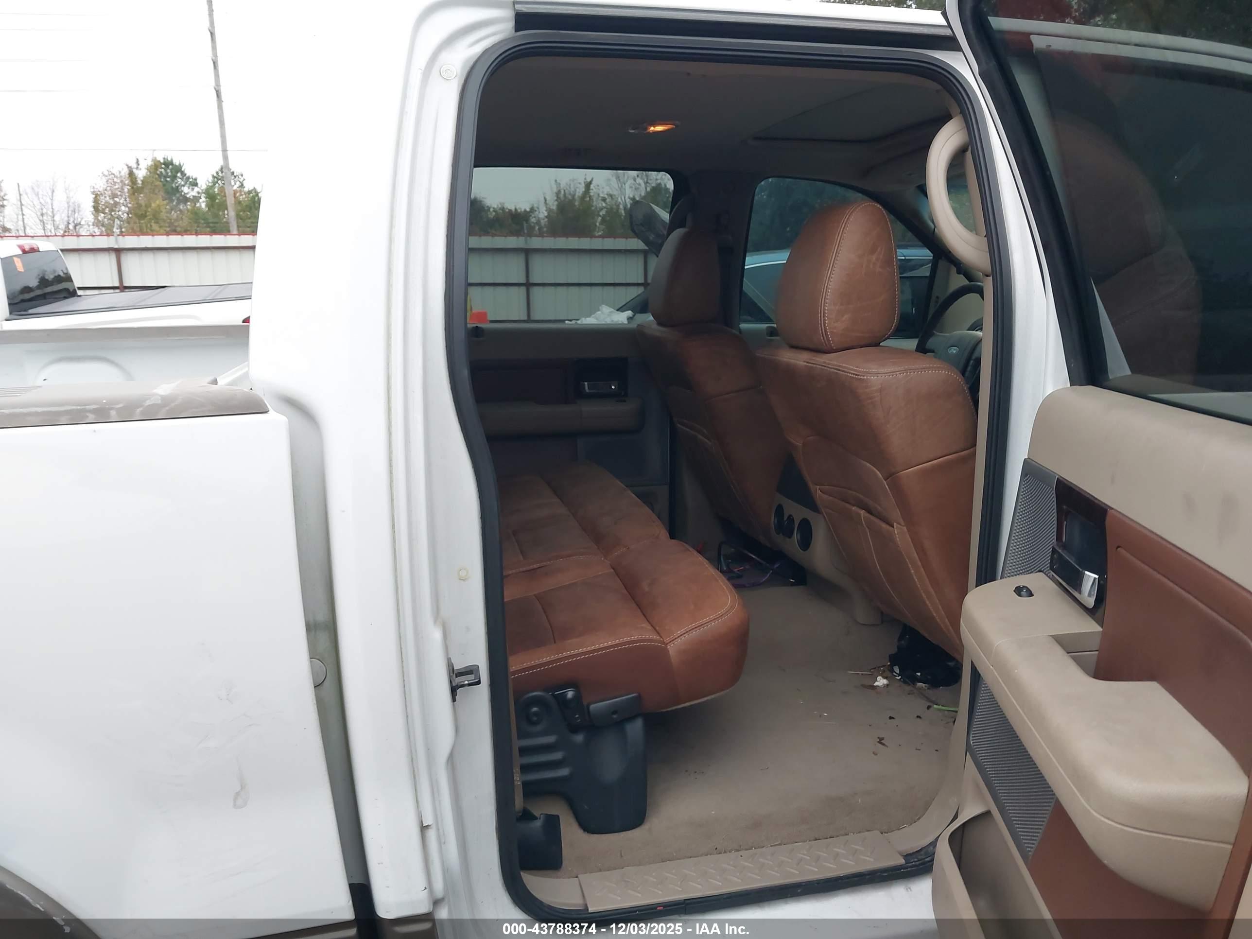 FORD F-150 image 8