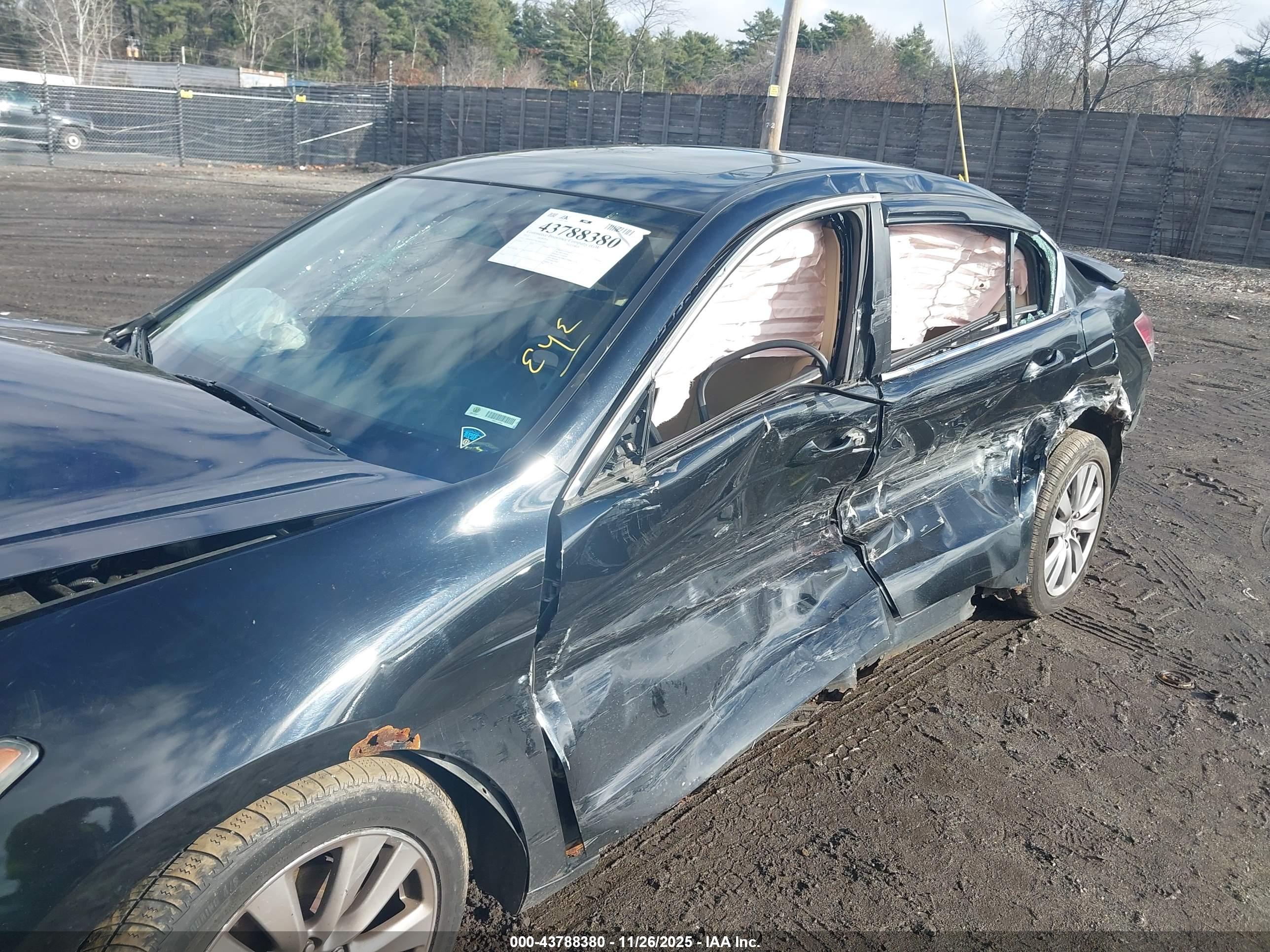 HONDA ACCORD image 6