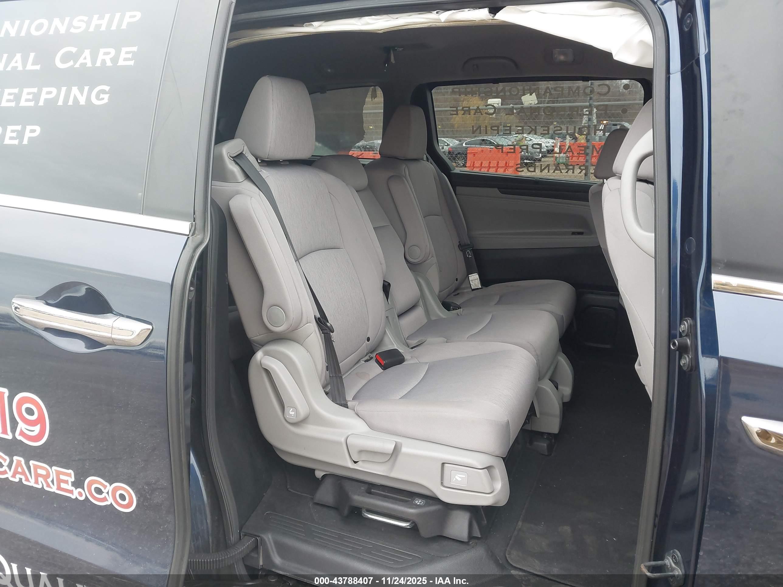 HONDA ODYSSEY image 8