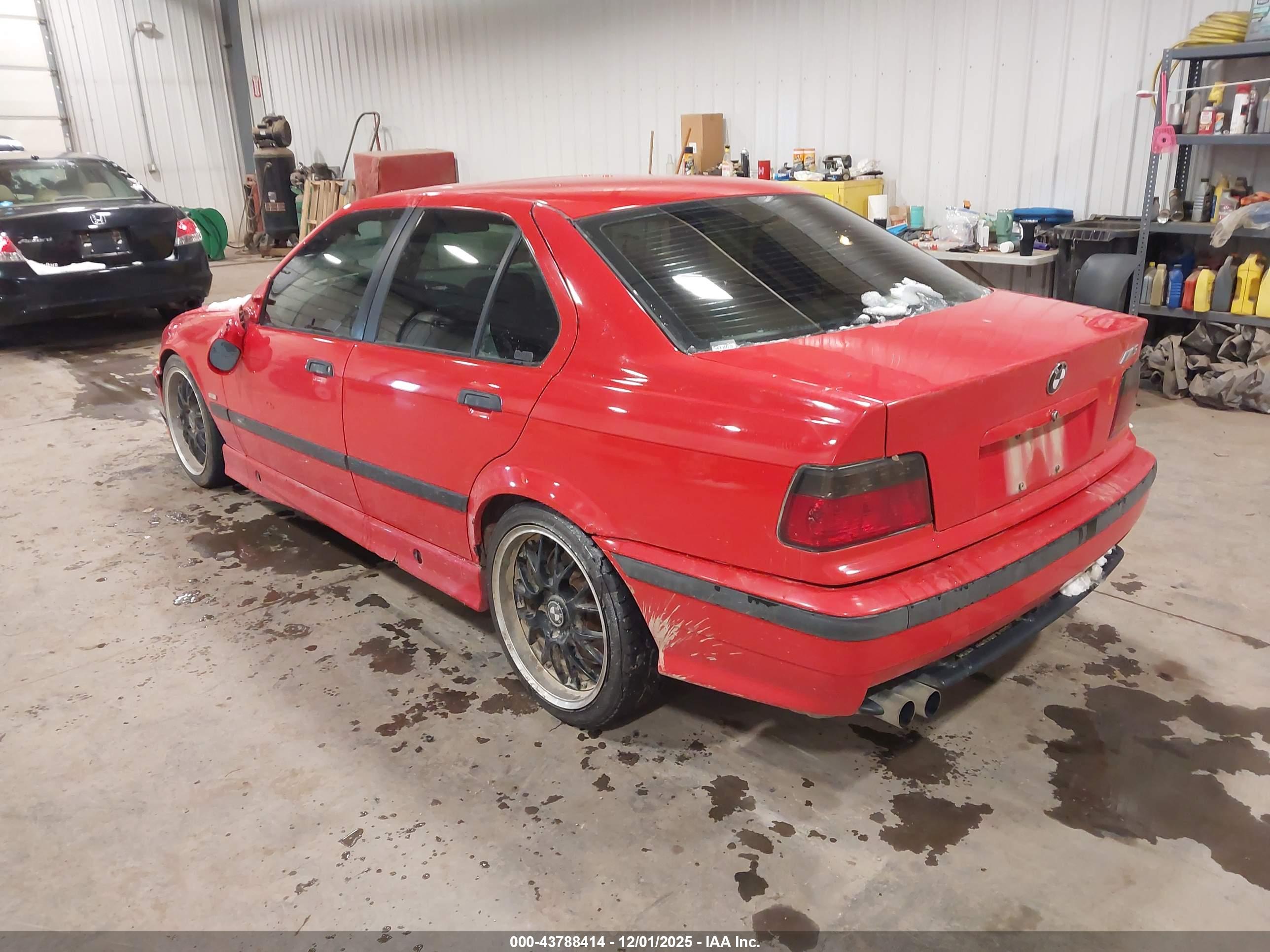 BMW M3 image 3
