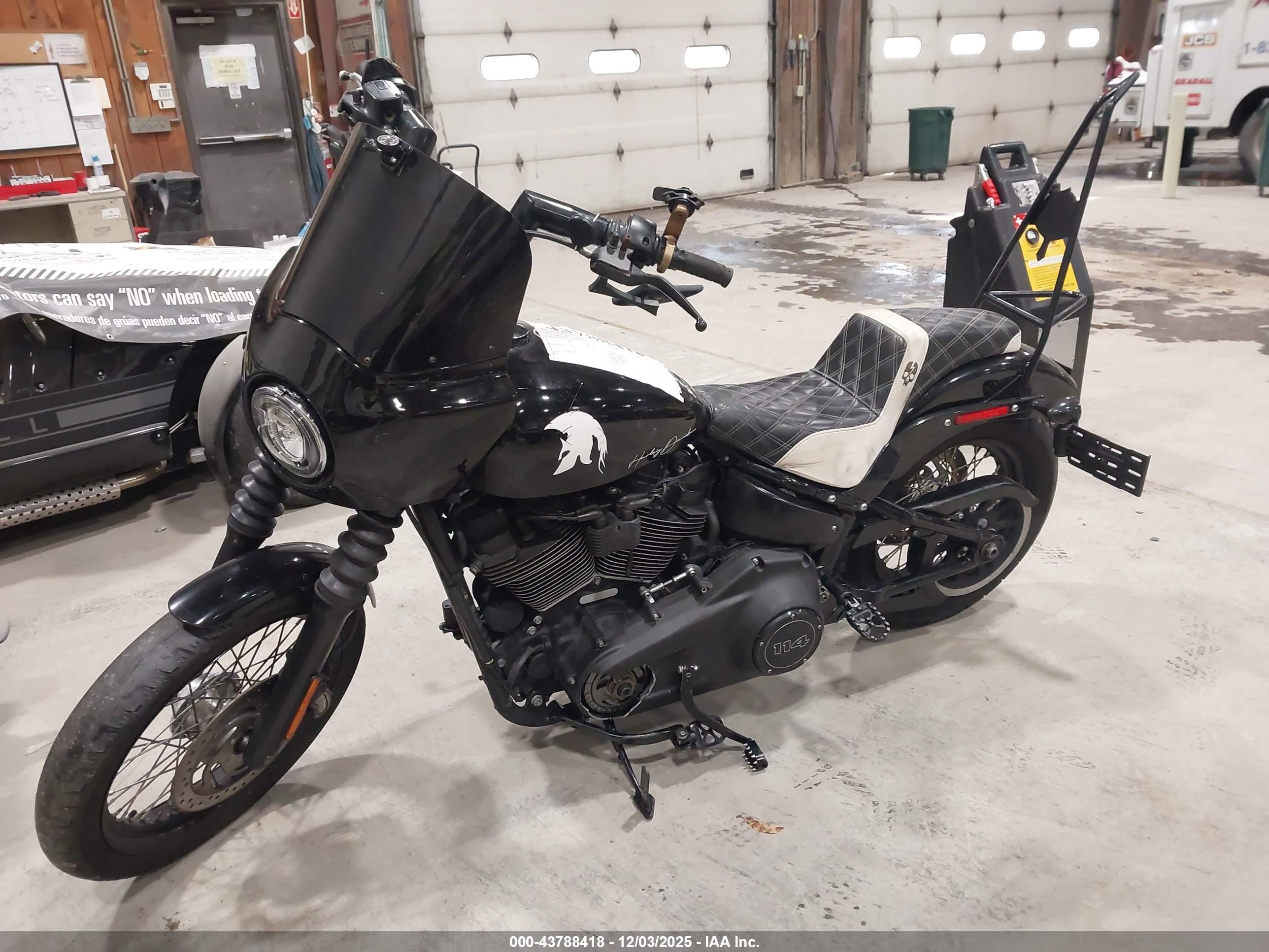 HARLEY-DAVIDSON FXBBS image 2