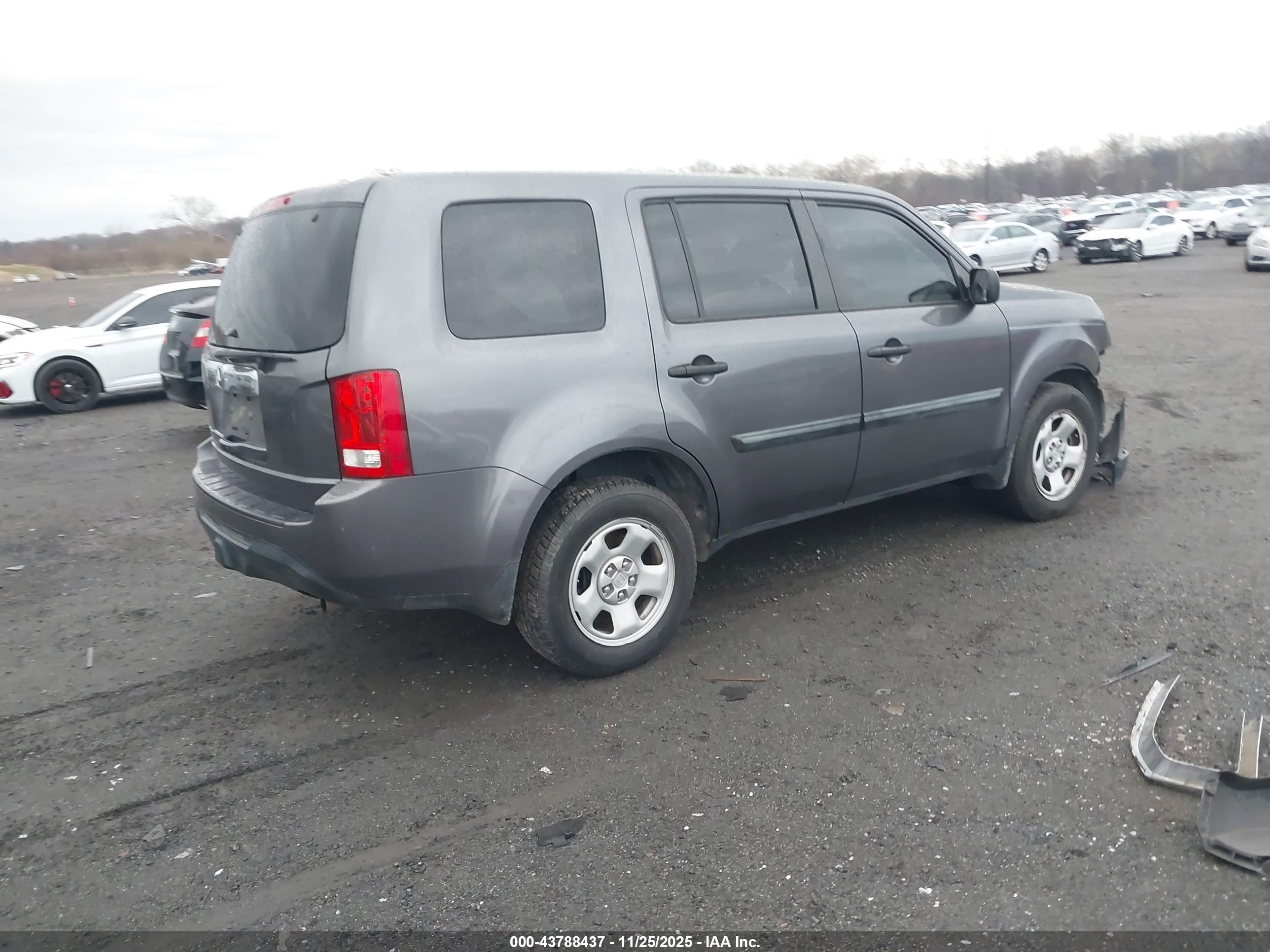 HONDA PILOT image 4