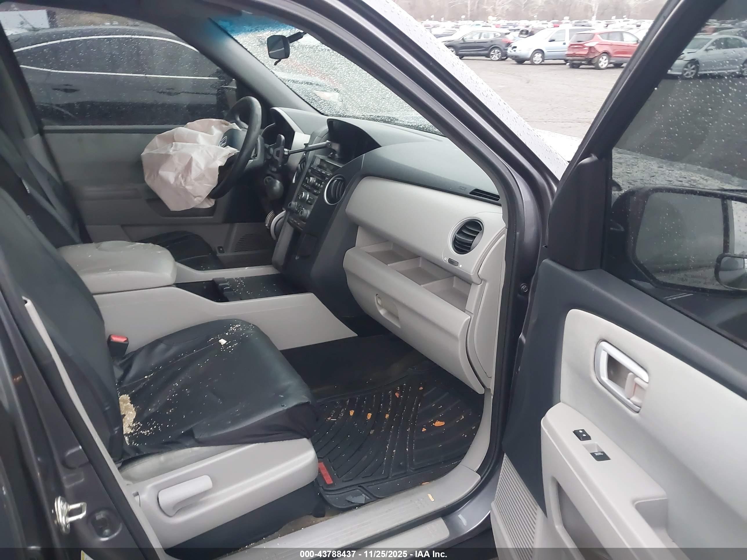 HONDA PILOT image 5