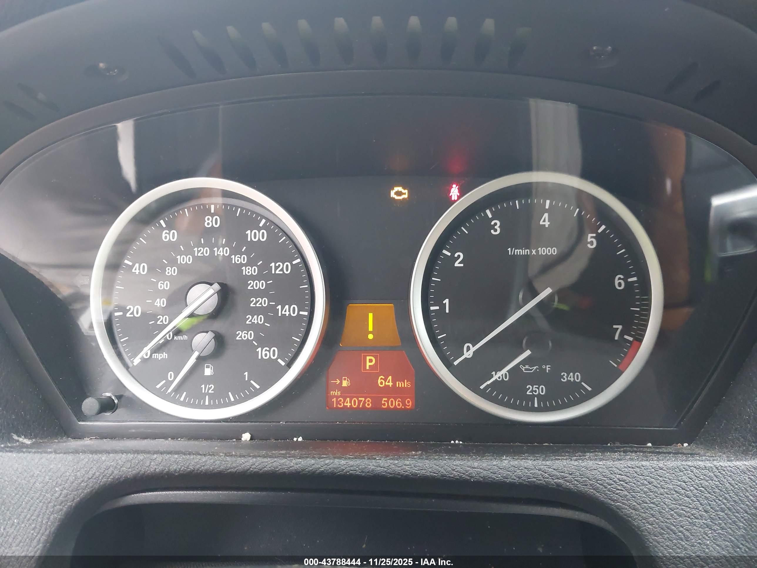 BMW X6 image 7
