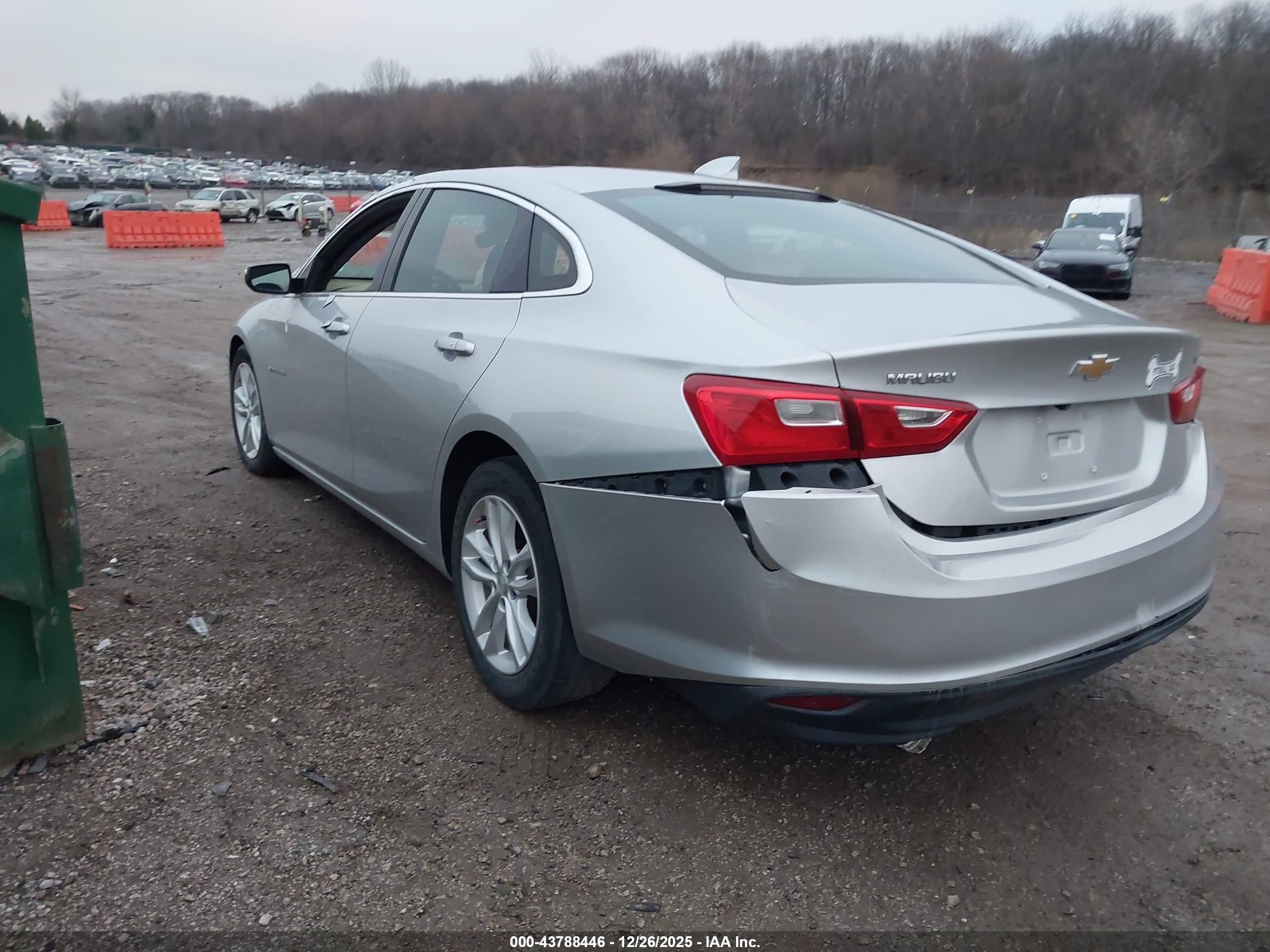 CHEVROLET MALIBU image 3