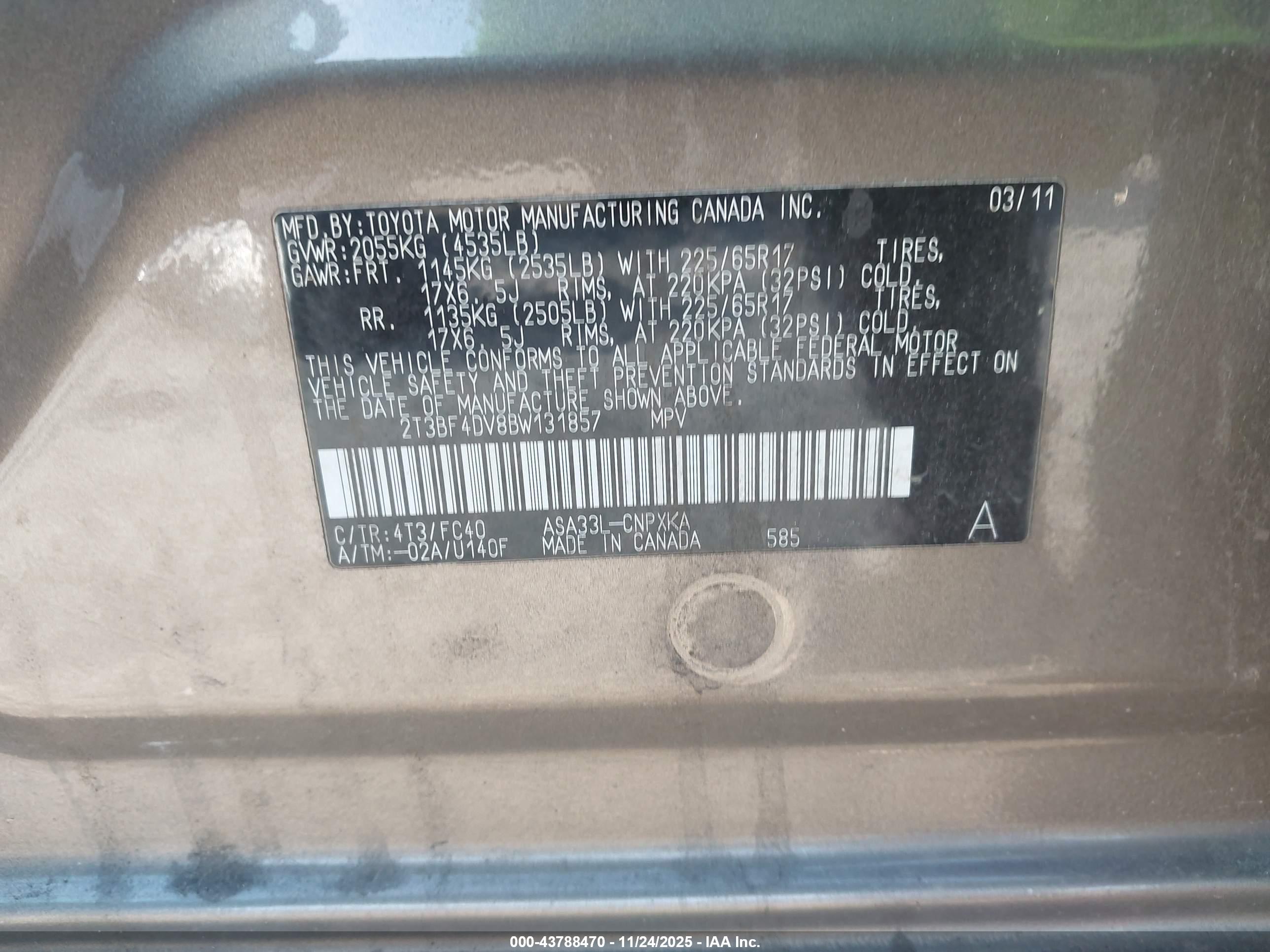 TOYOTA RAV4 image 9