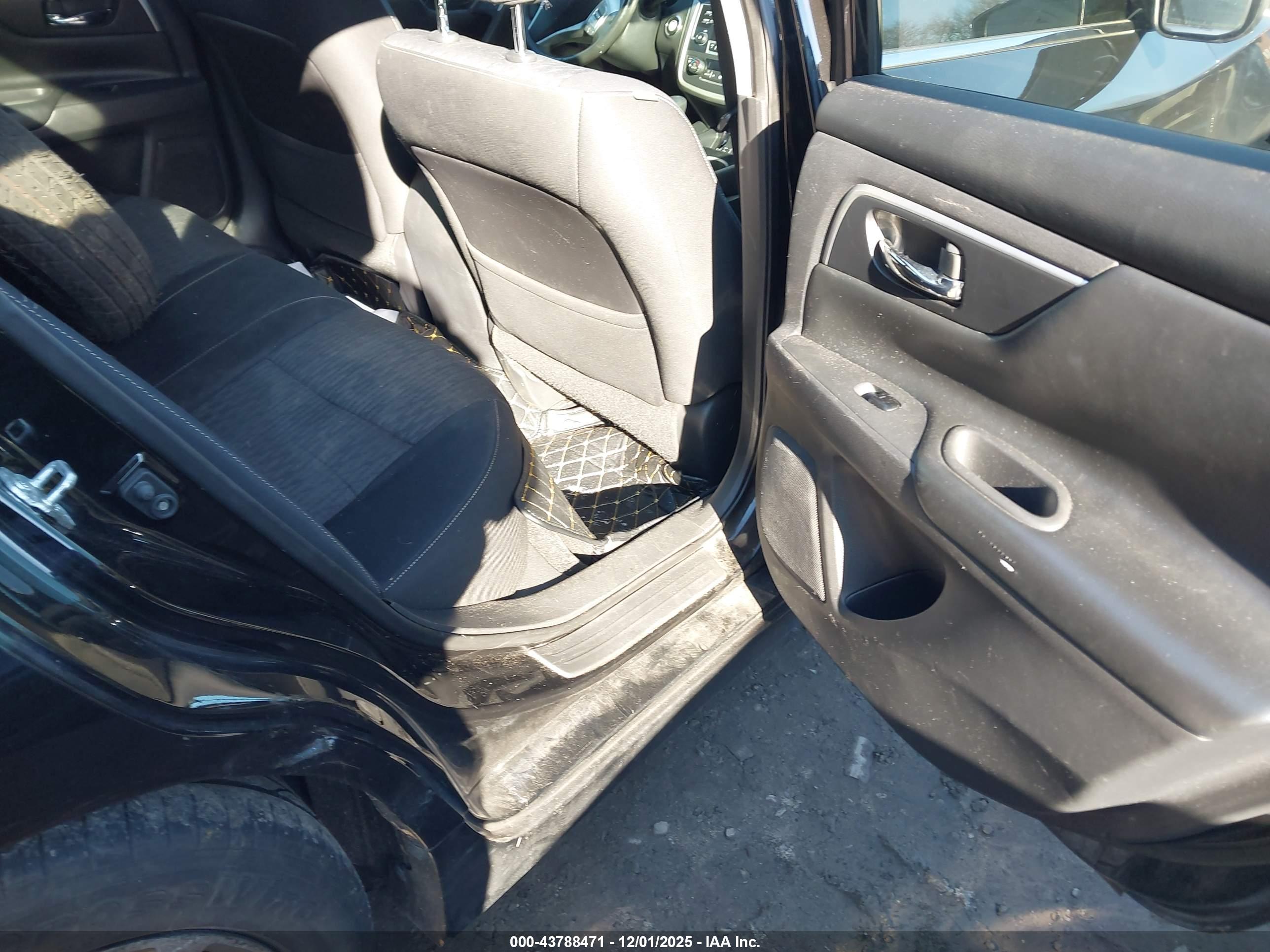 NISSAN ALTIMA image 5