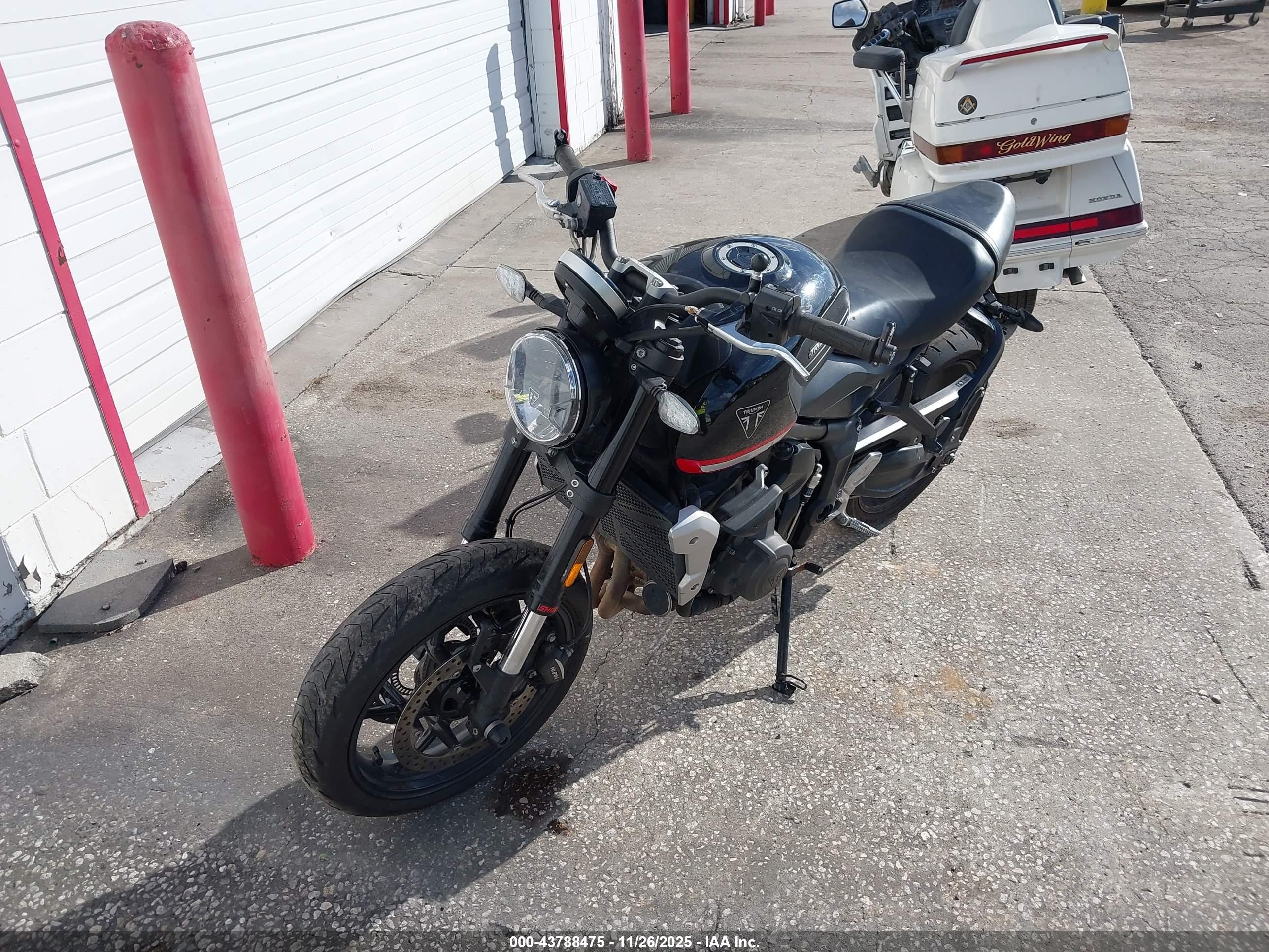 TRIUMPH MOTORCYCLE image 2