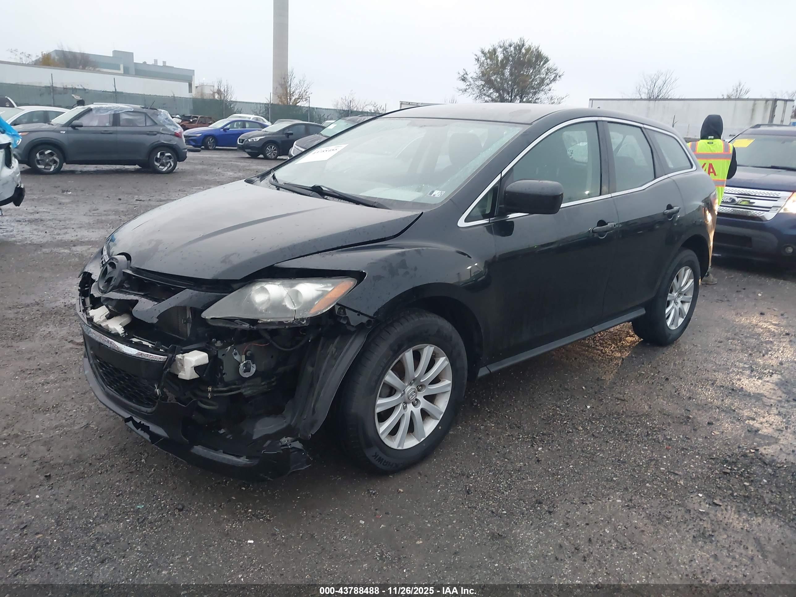MAZDA CX-7 image 2