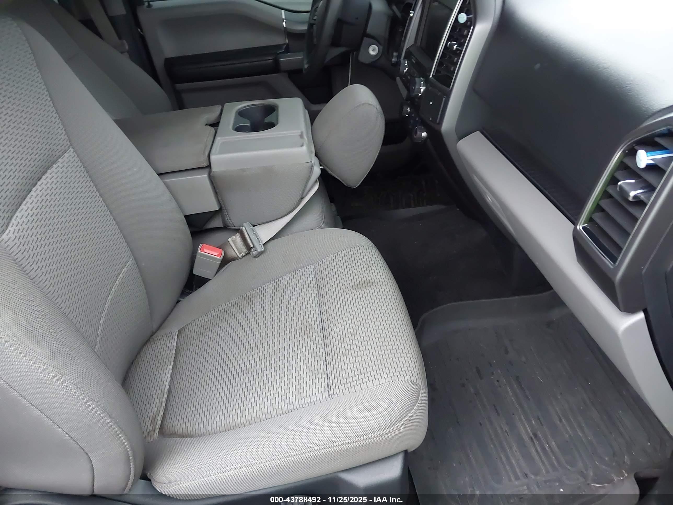 FORD F-150 image 5