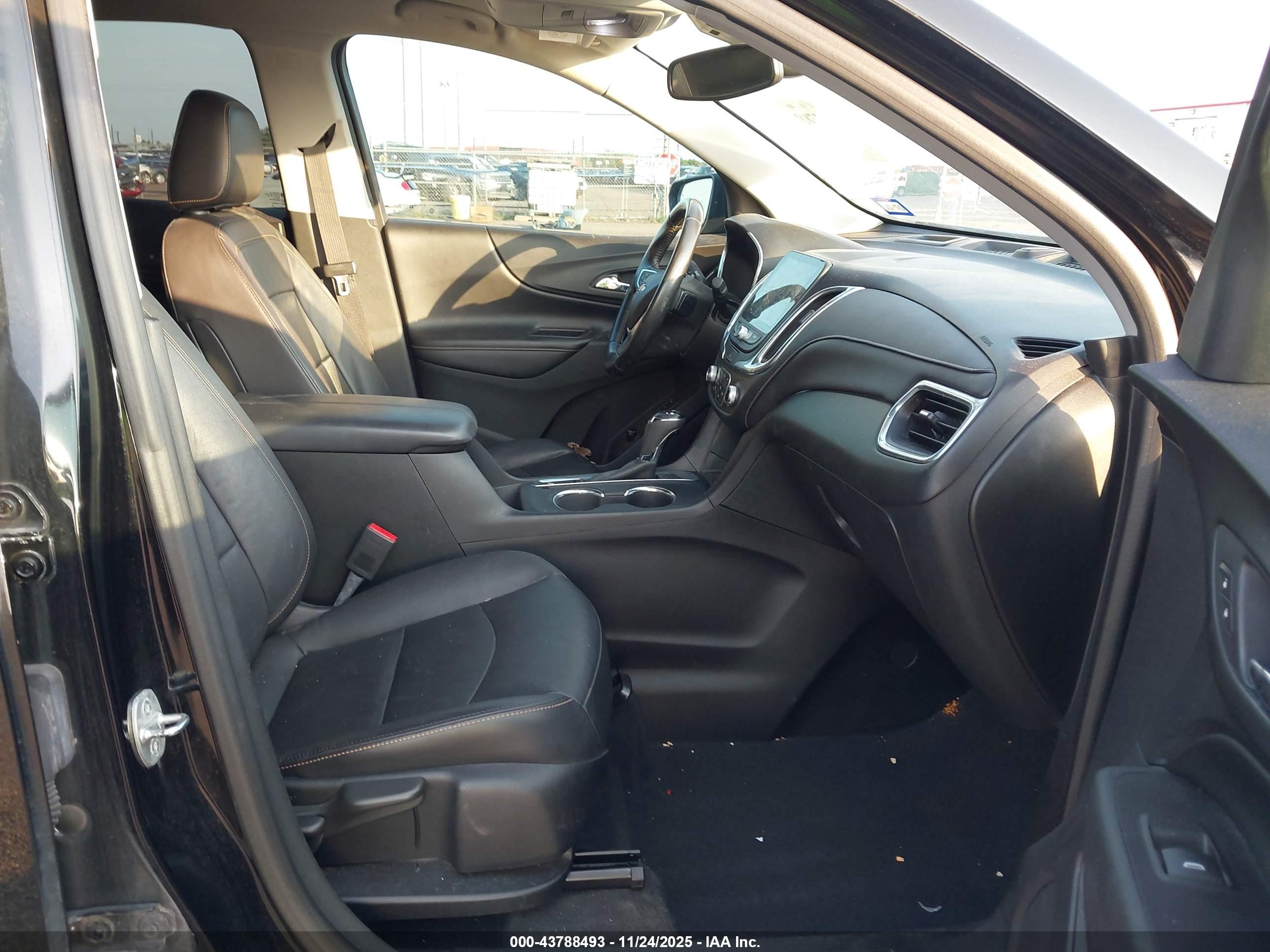 CHEVROLET EQUINOX image 5