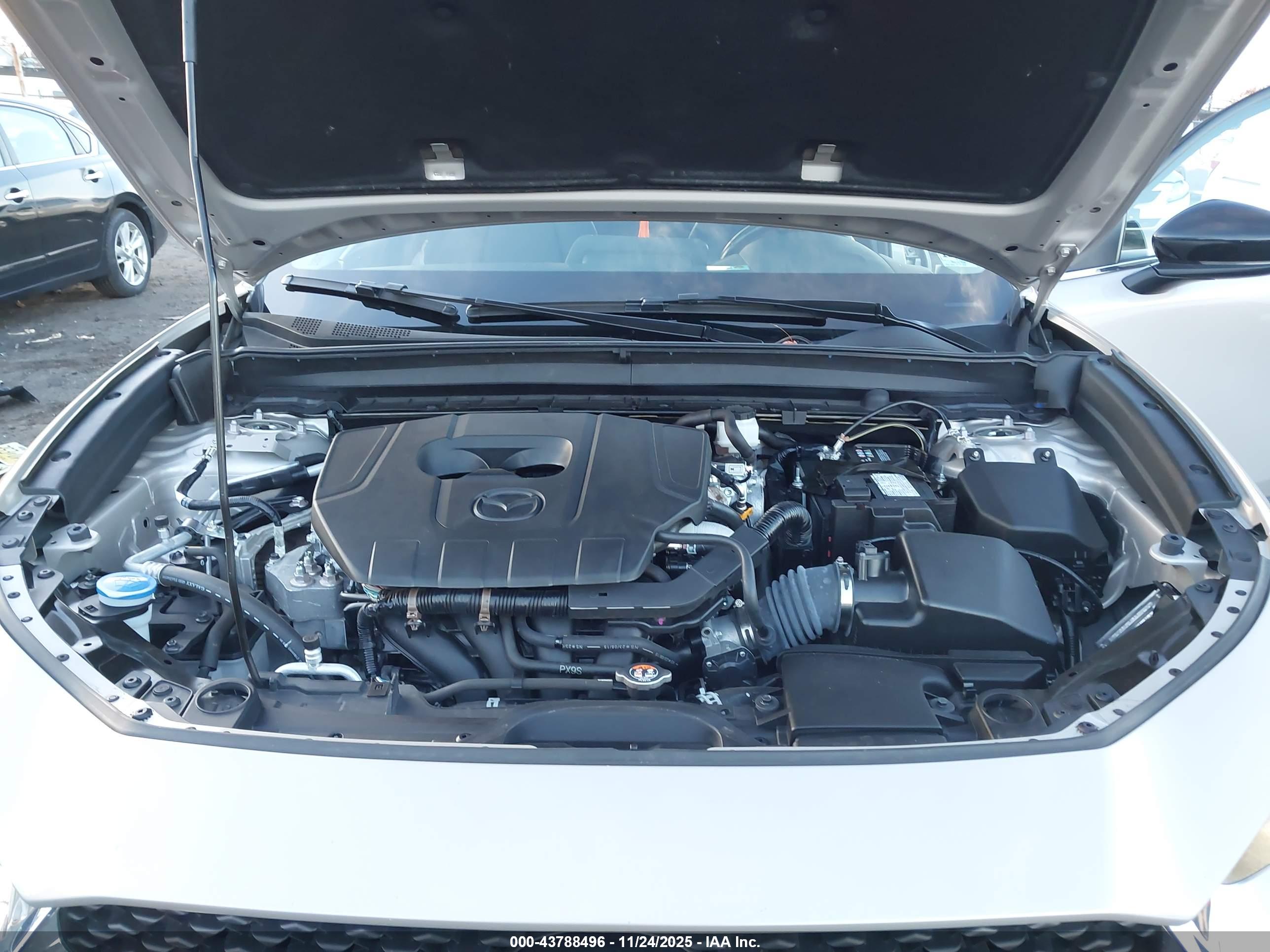 MAZDA CX-30 image 10