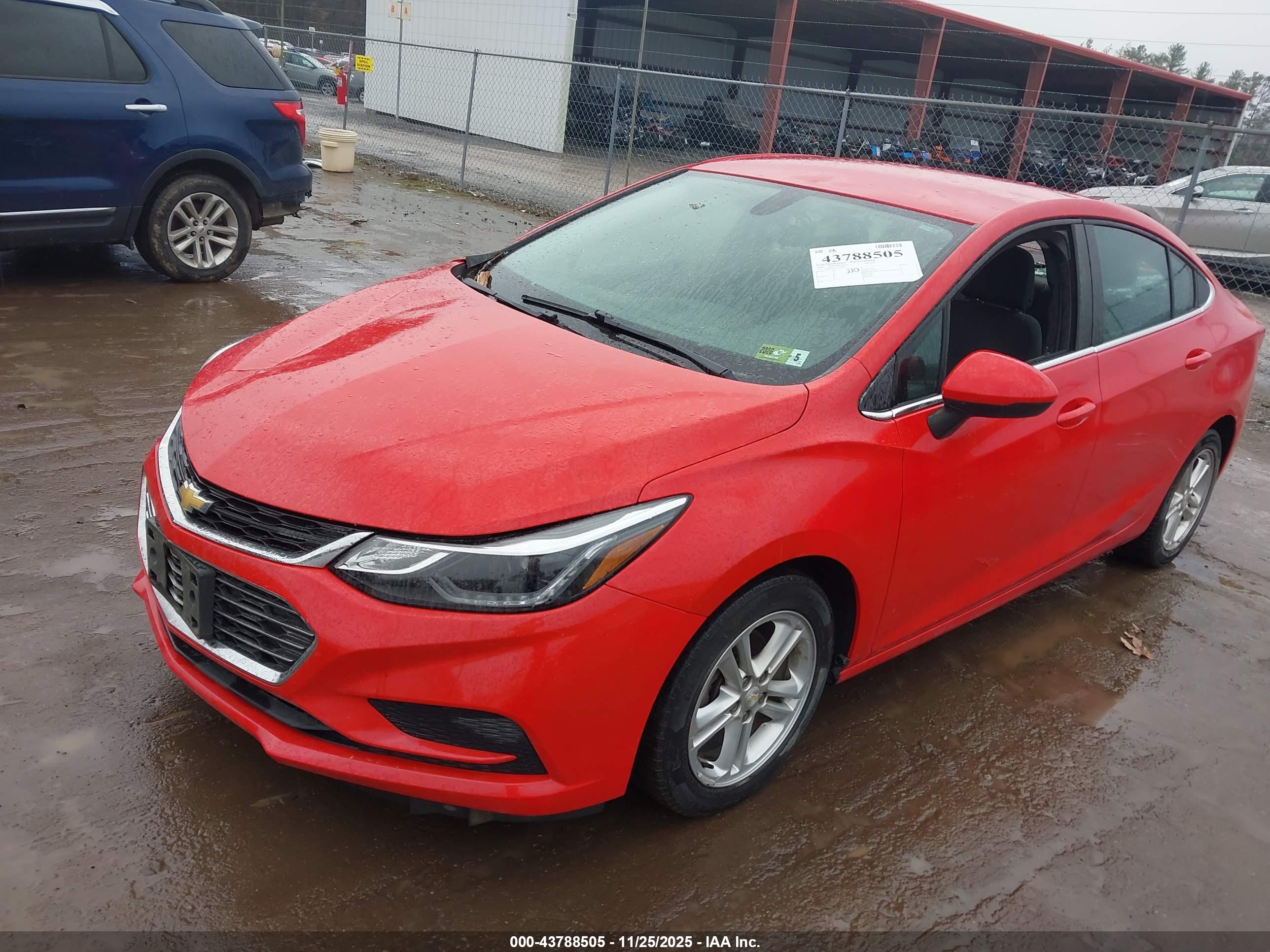CHEVROLET CRUZE image 2
