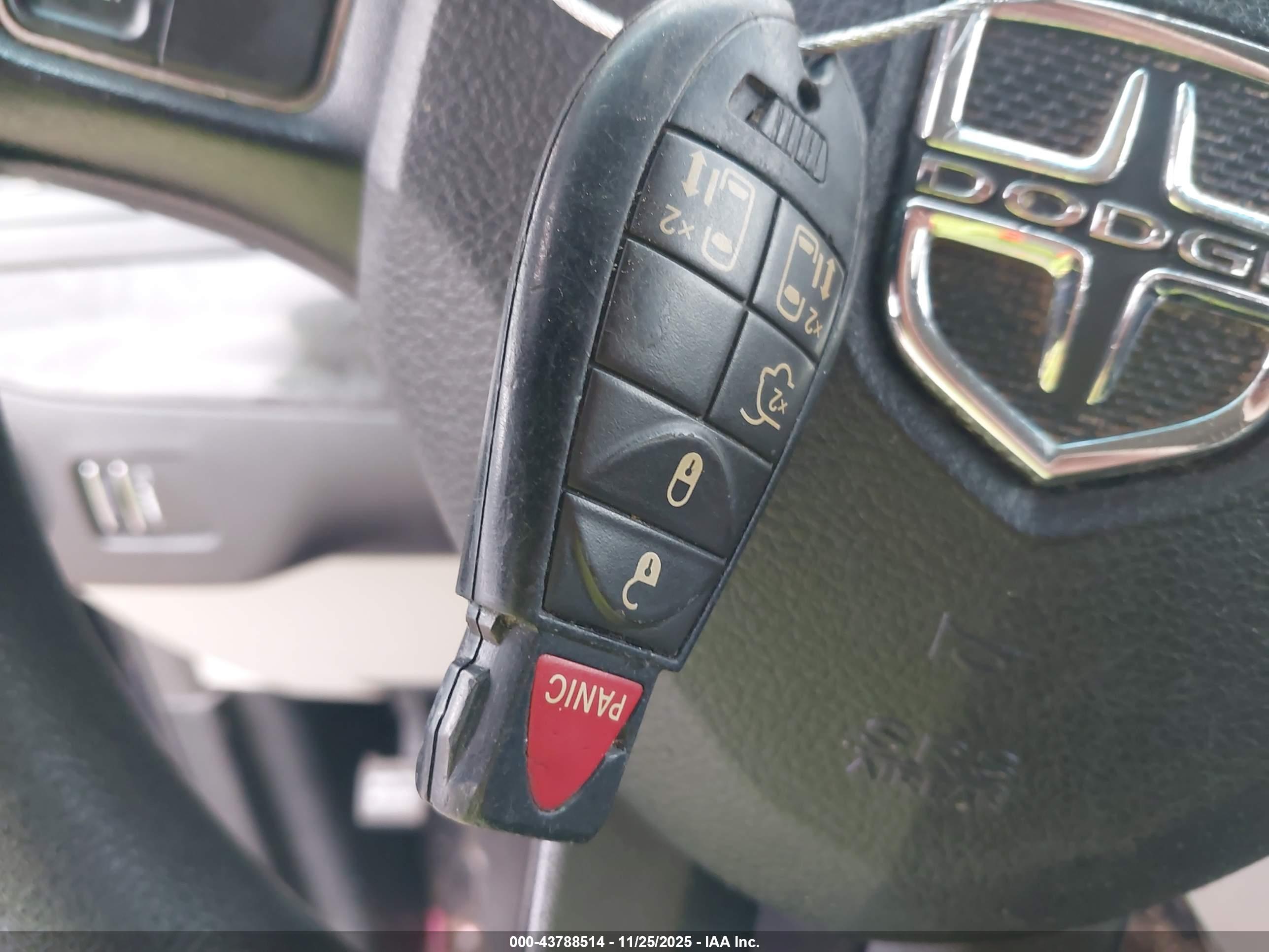 DODGE GRAND image 11