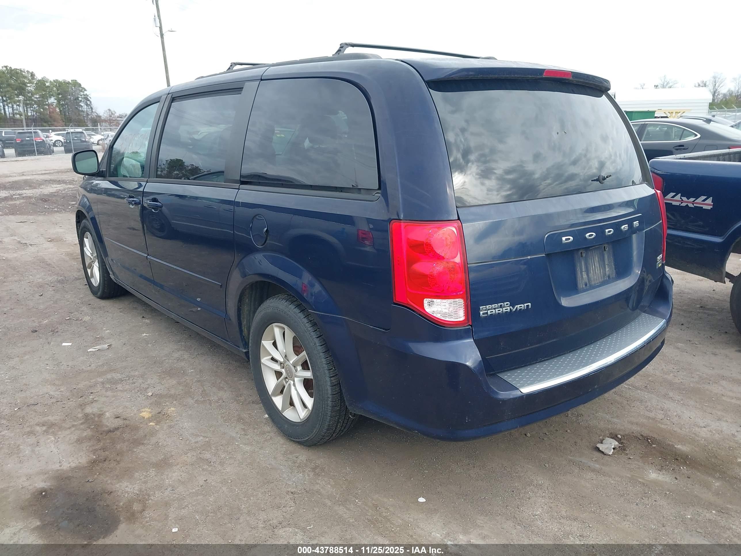 DODGE GRAND image 3