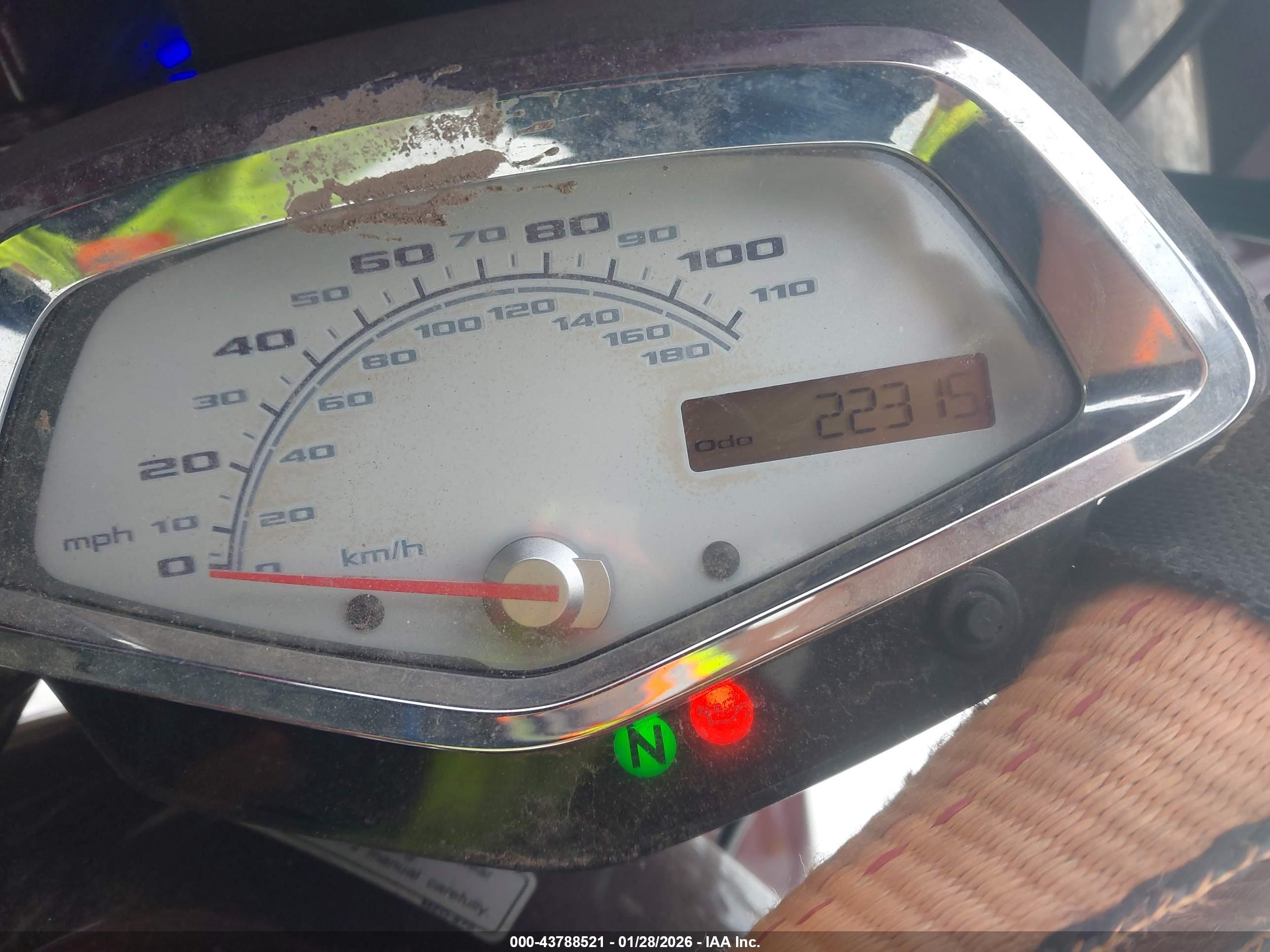 HONDA VT1300 image 7