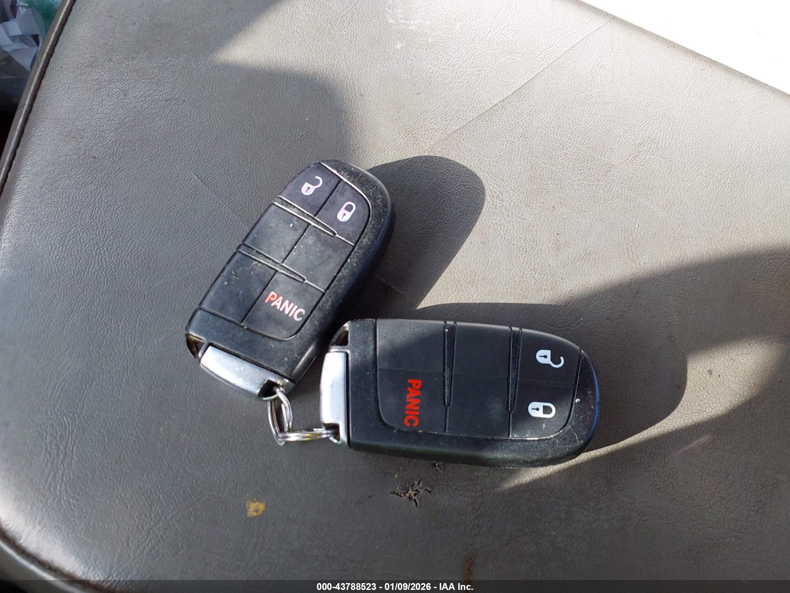 JEEP GRAND image 11