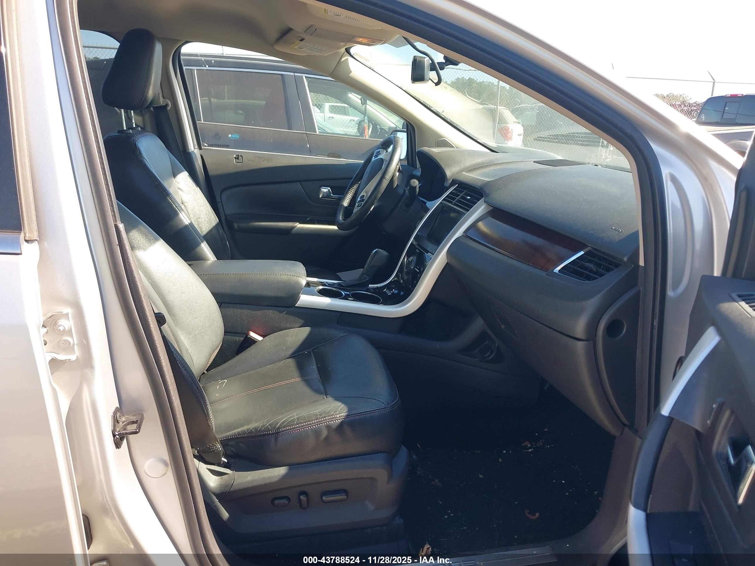 FORD EDGE image 5